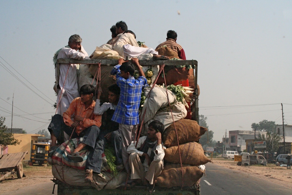 Give me a lift - India