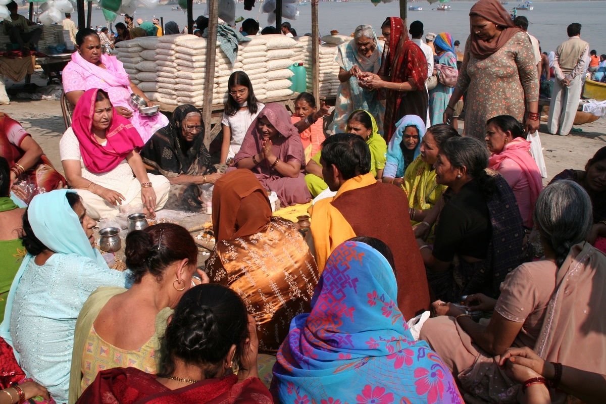Donne in preghiera - India