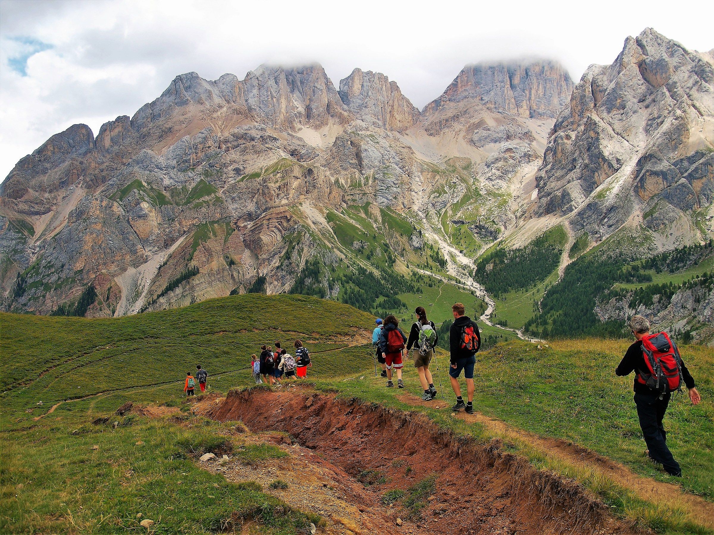 Crossing from Val San Nicolò to Contrin