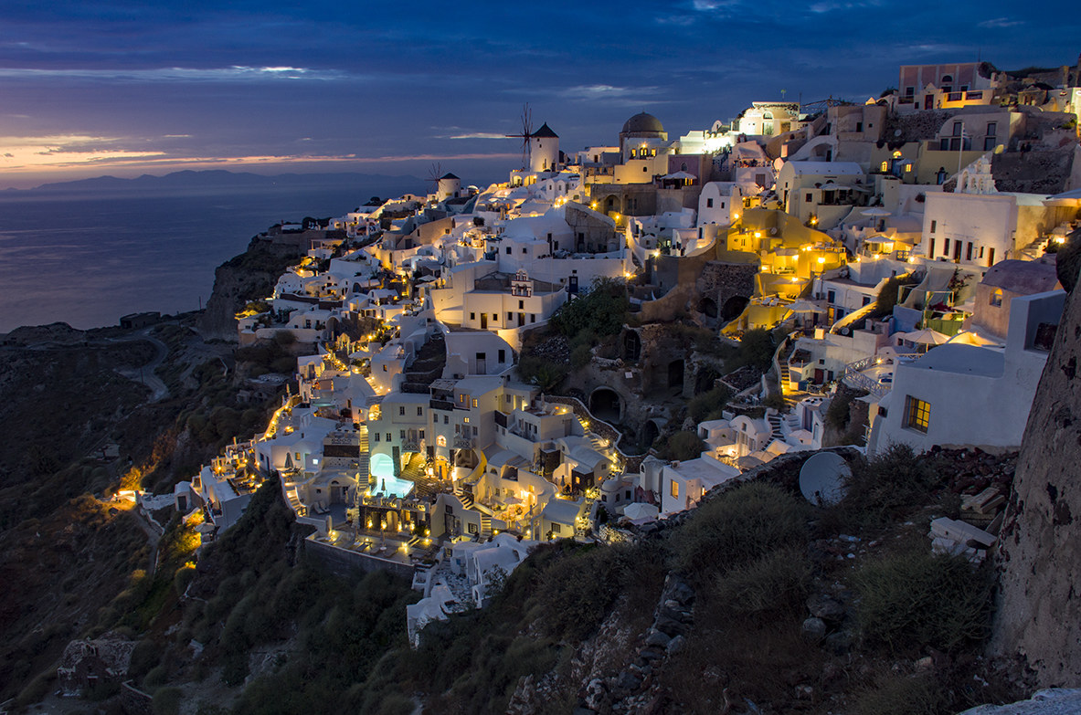 Oia all'ora blu-Santorini