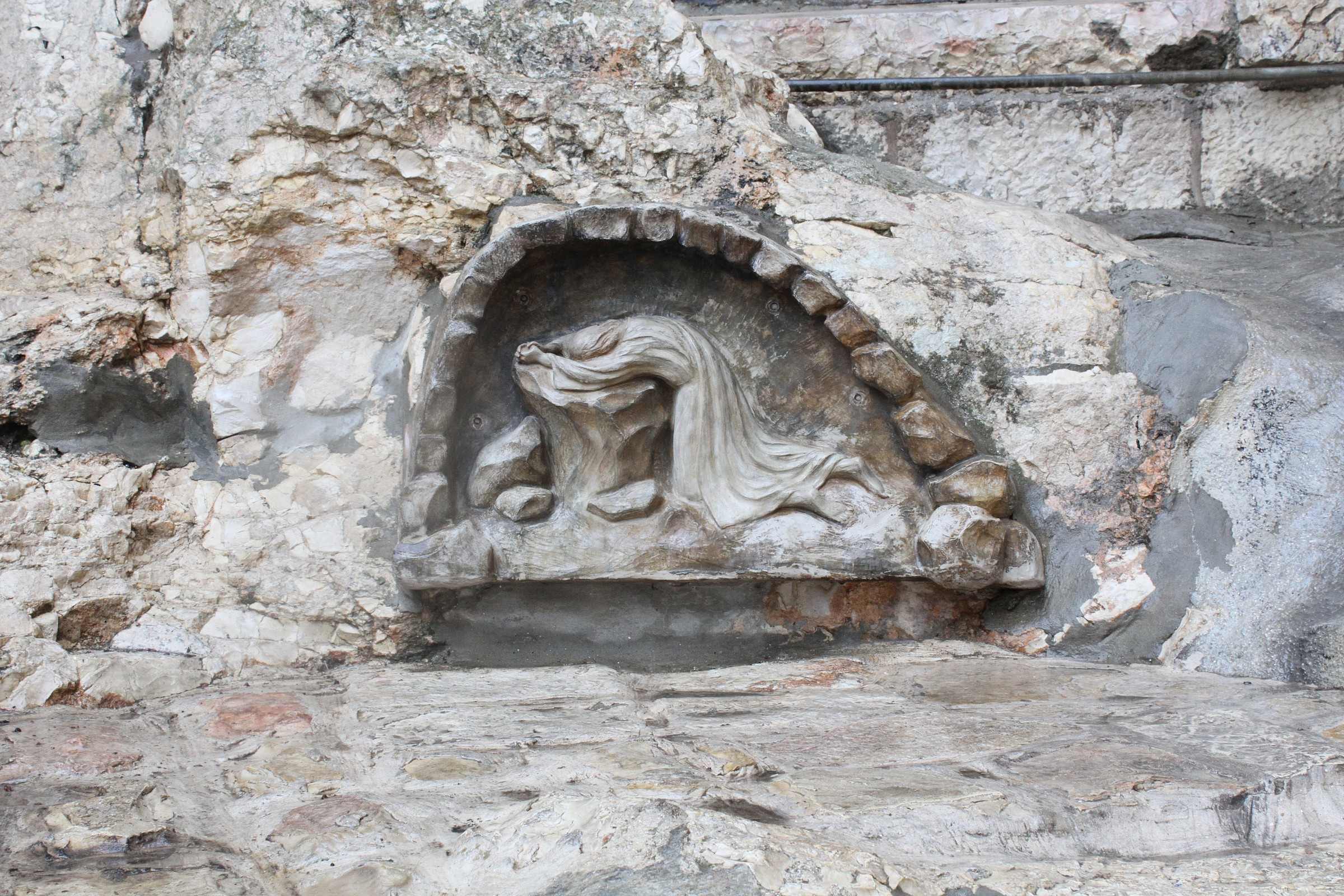 Gesù prega il padre  (Dio) nel  Getsemani