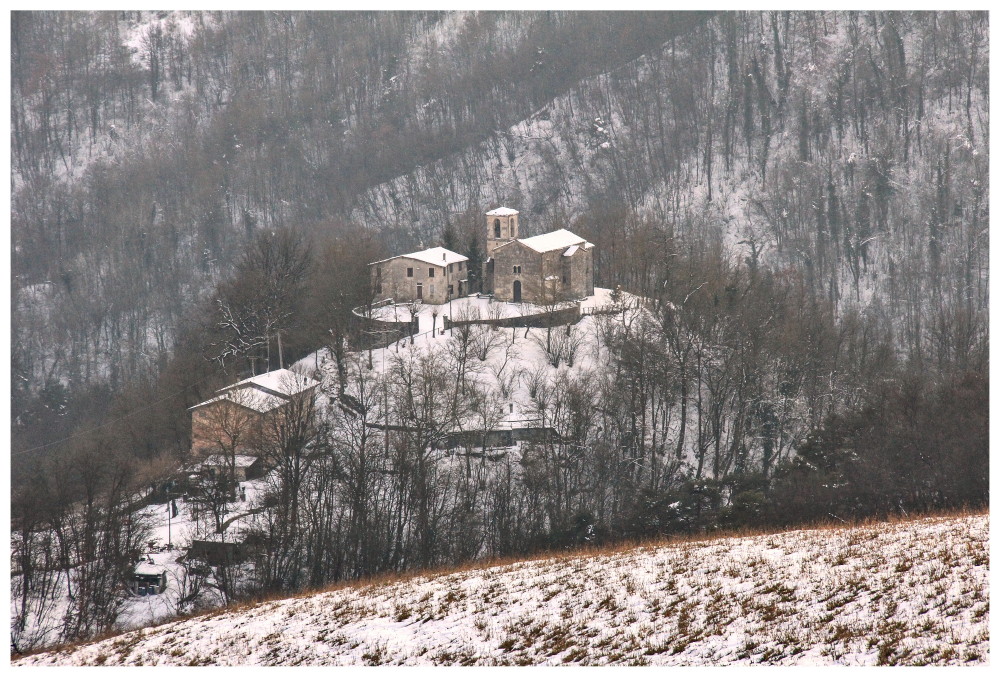 Church of Pianzo (Canossa-RE): 02