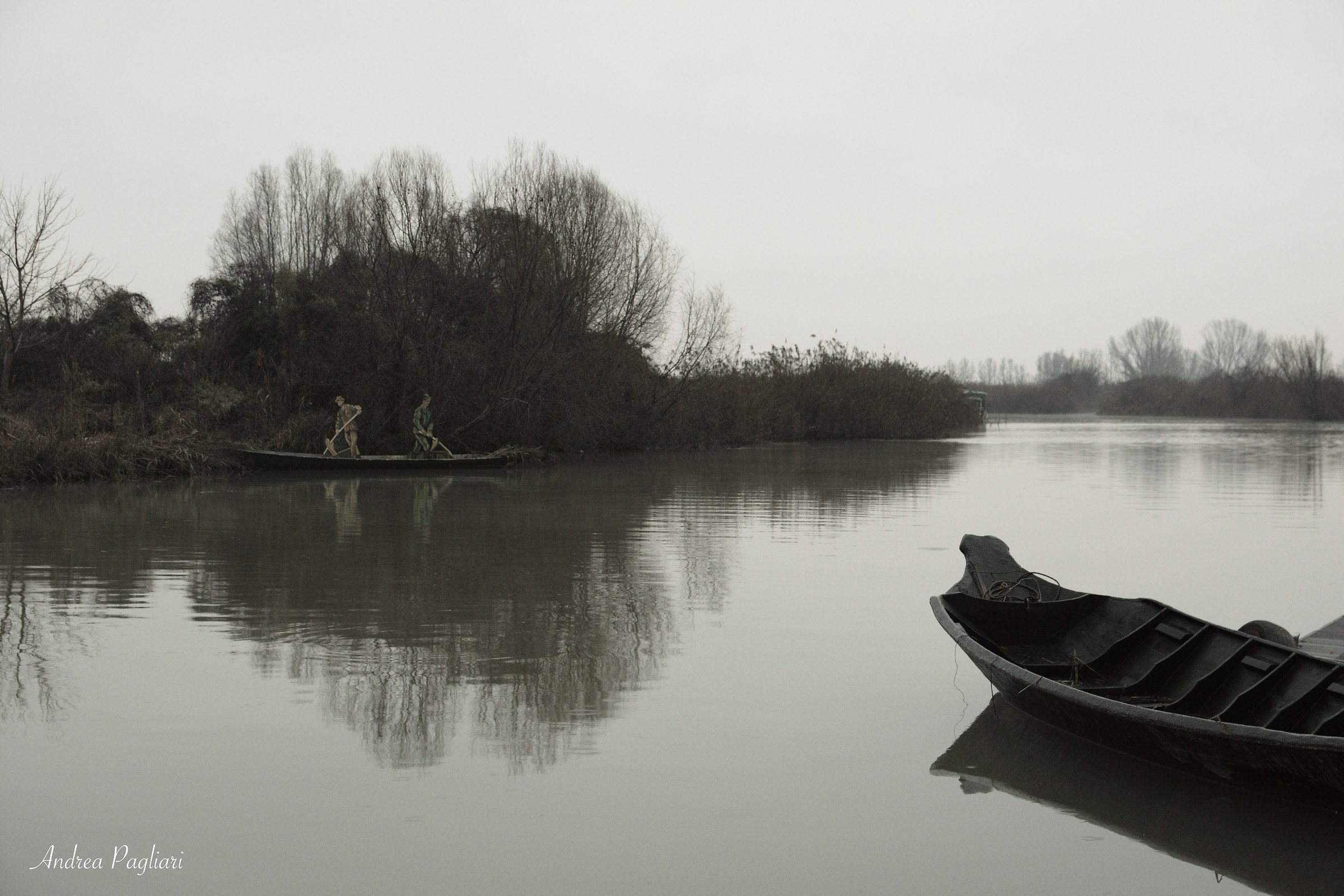 The boat on the Mincio