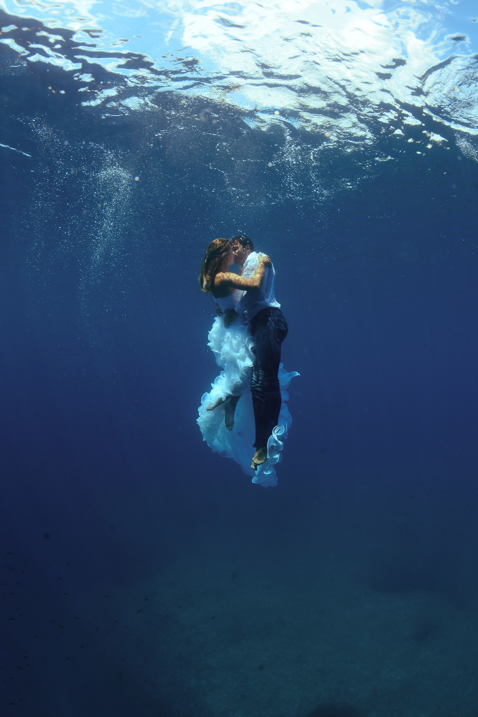 Underwater Wedding-Suspended