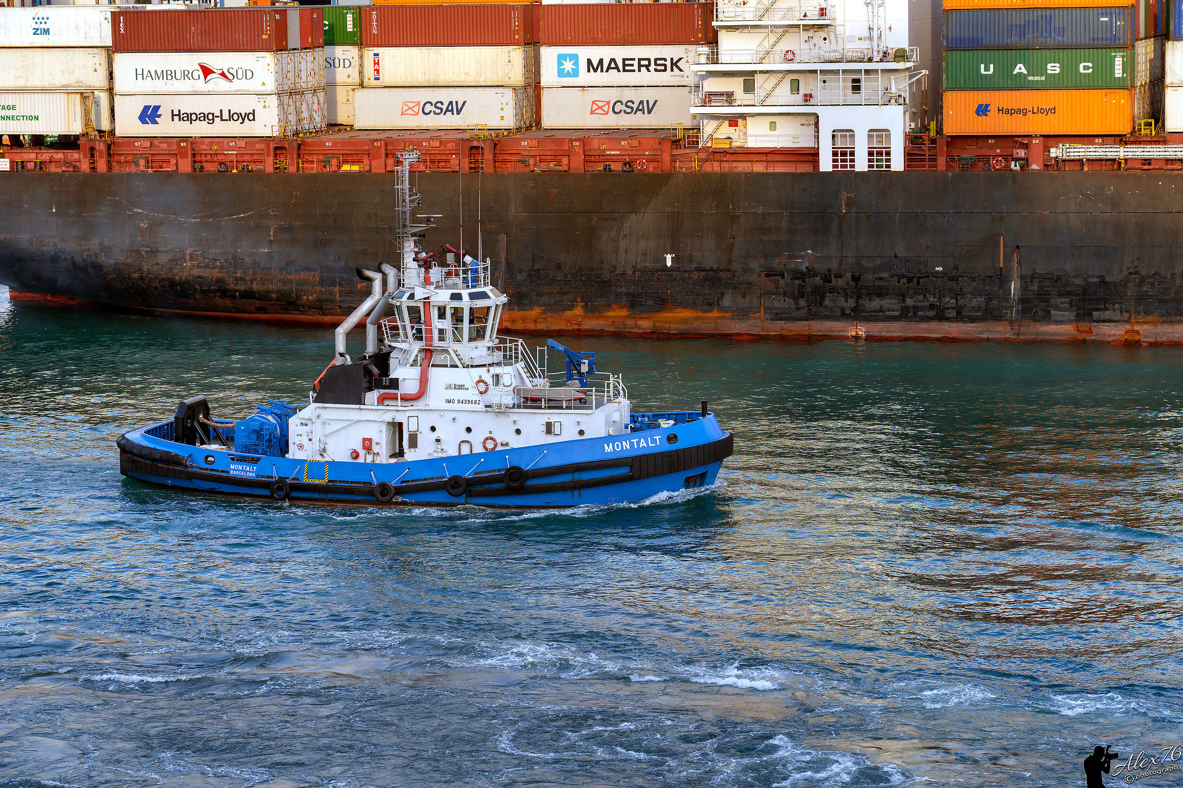 Memories from the Port of Barcelona (optical text)