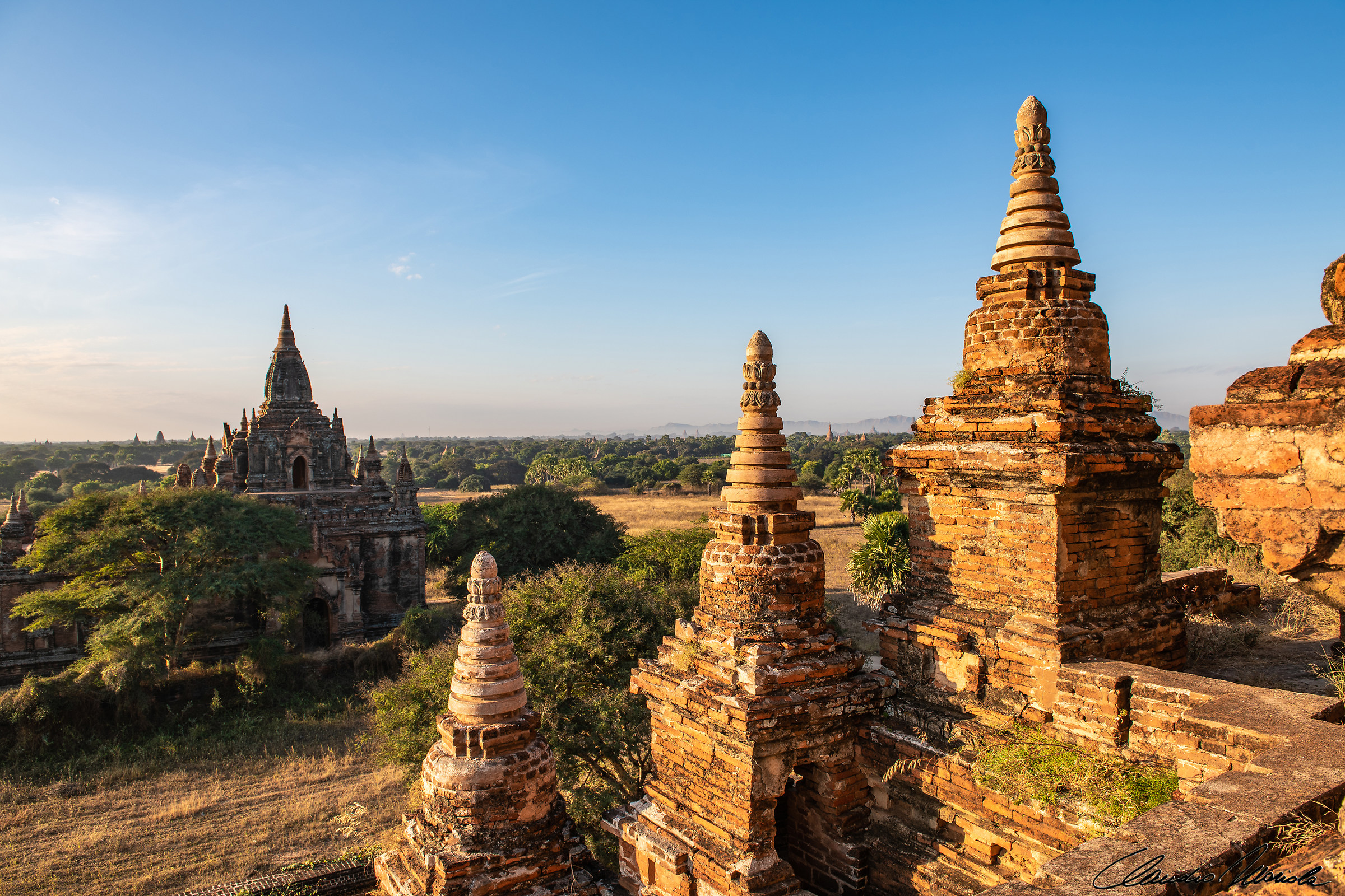 Early norning View Form Temple