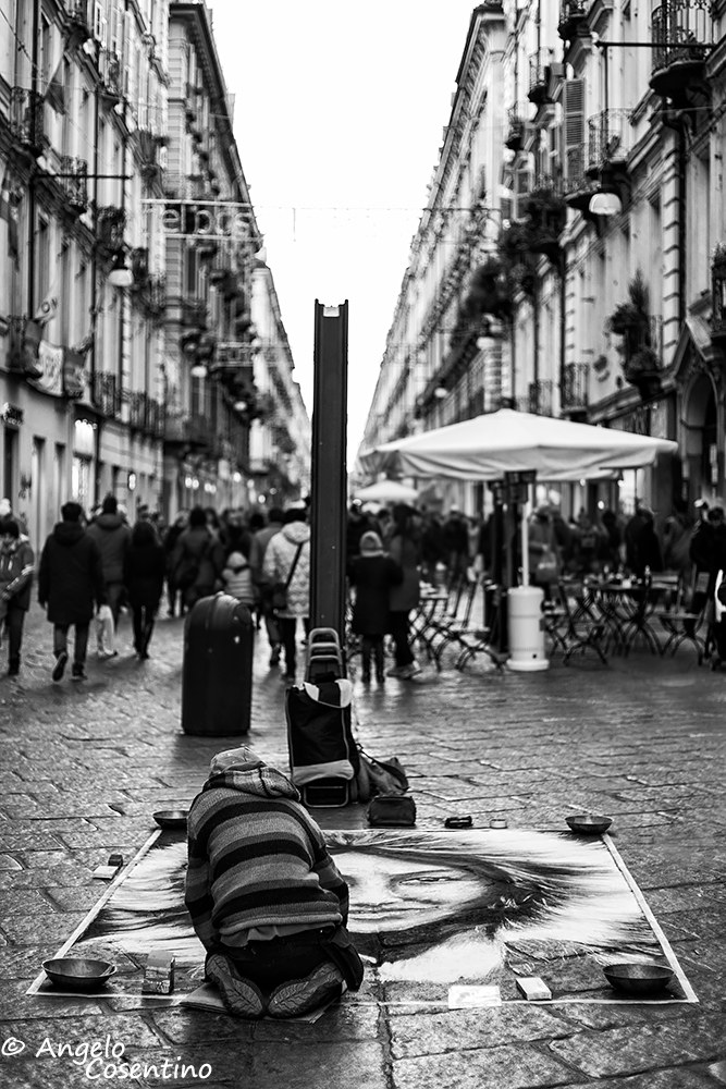 Artisti a metà strada