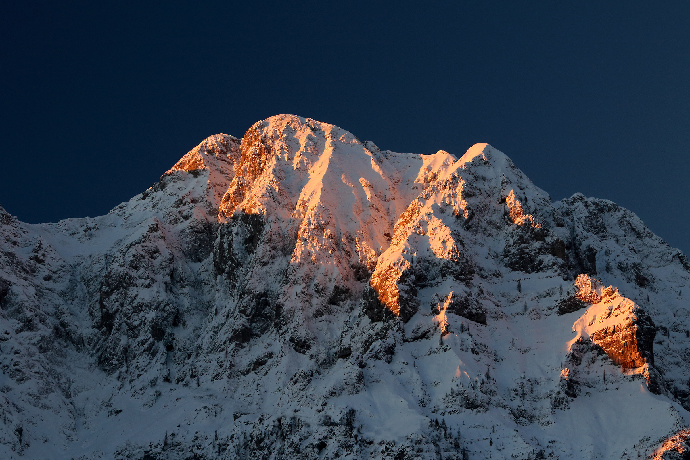 Sunrise on the Dry mount