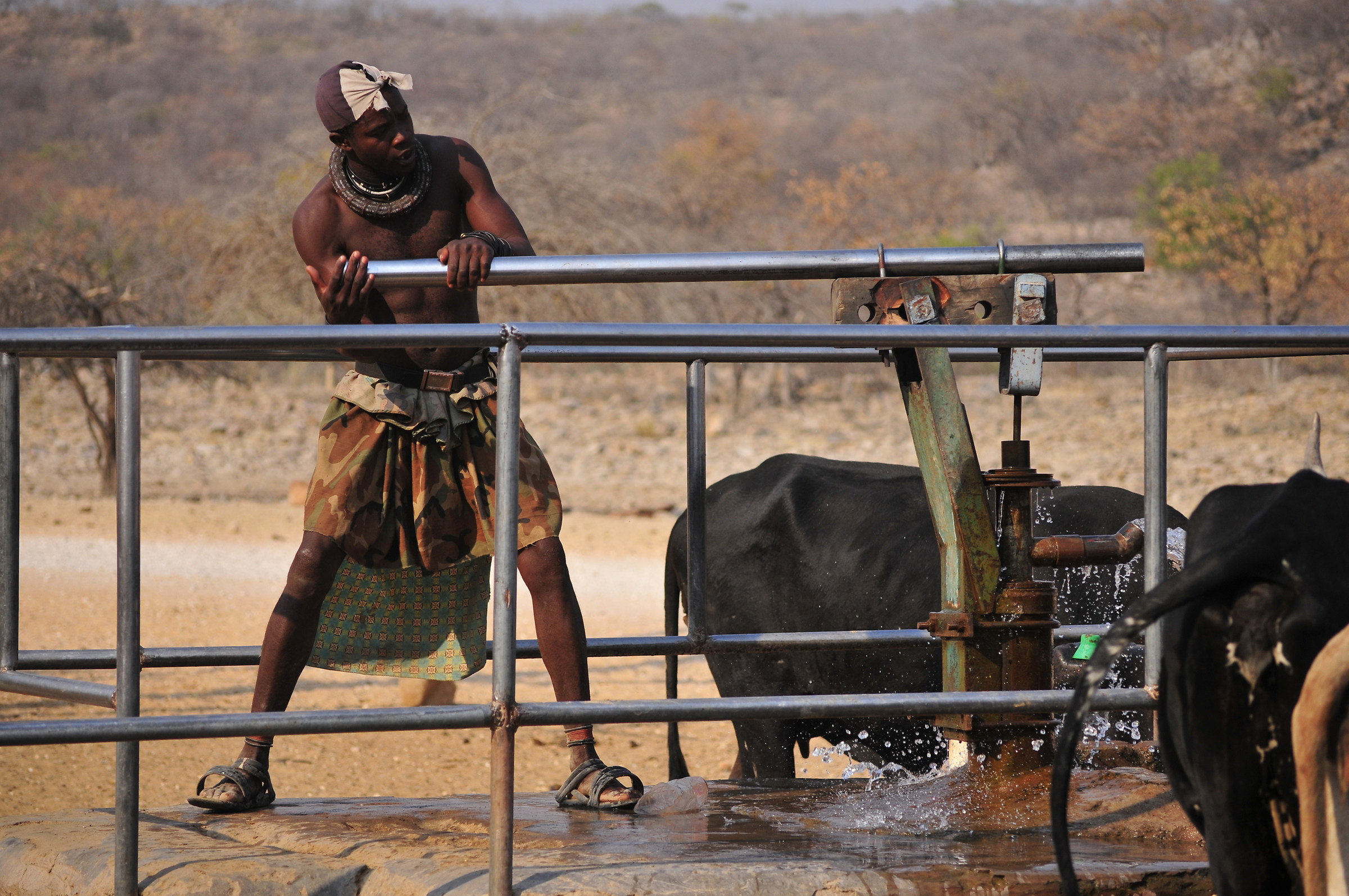 Pozzo d'acqua nel Kunene. Namibia