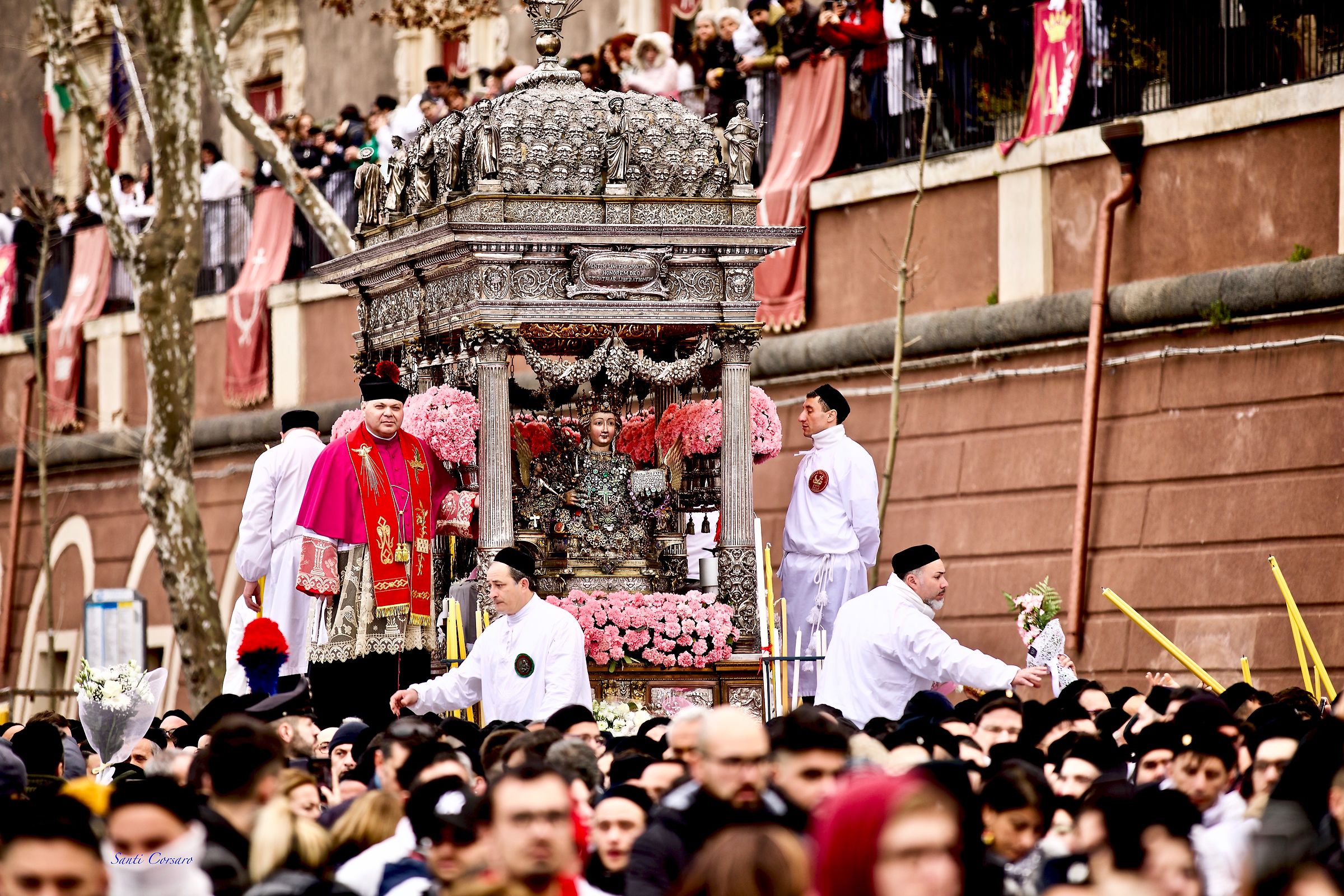 S. Agata among his people on the morning of February 4