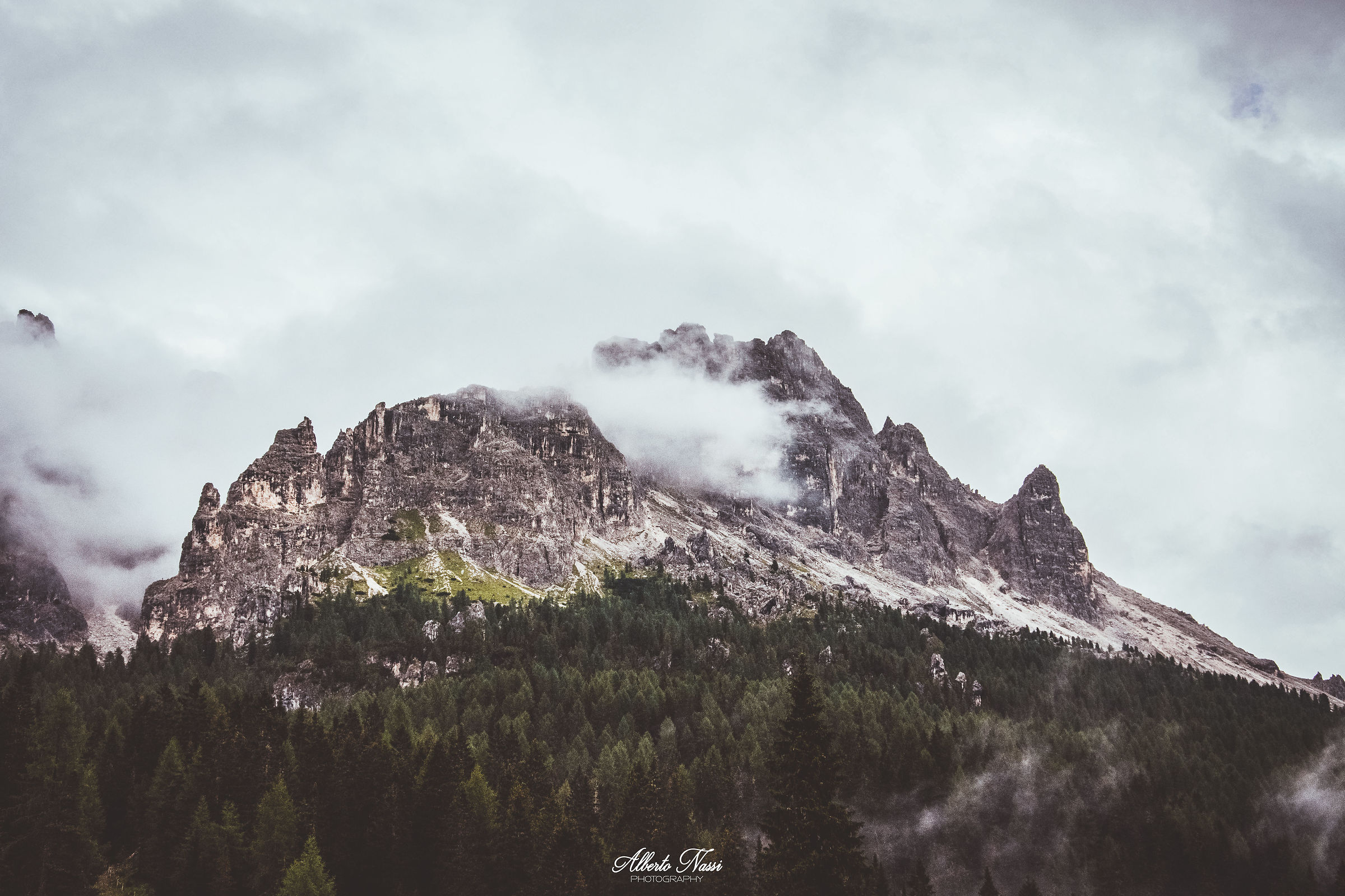 Salendo al Monte Piana