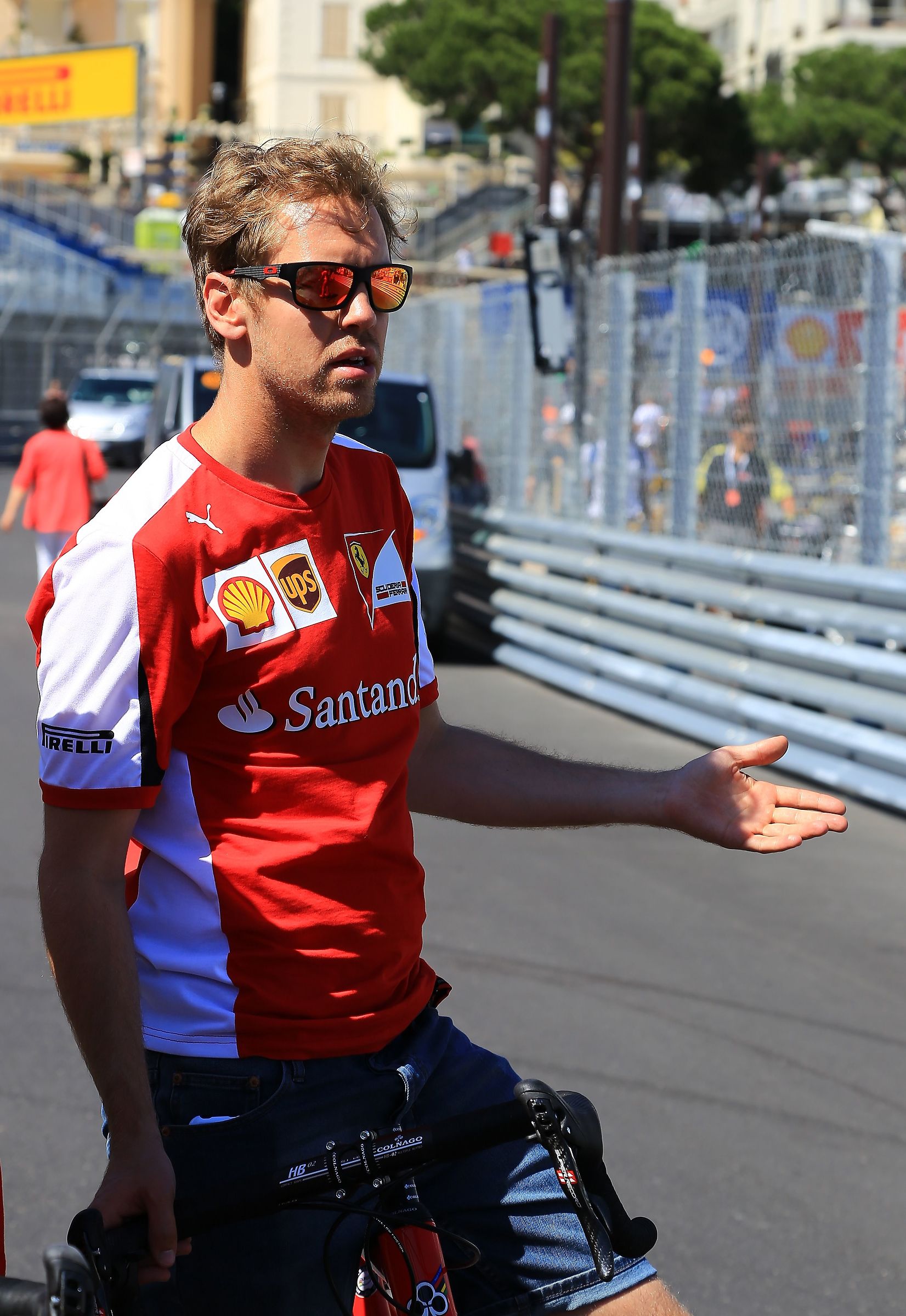 MONACO2015 Vettel around the track