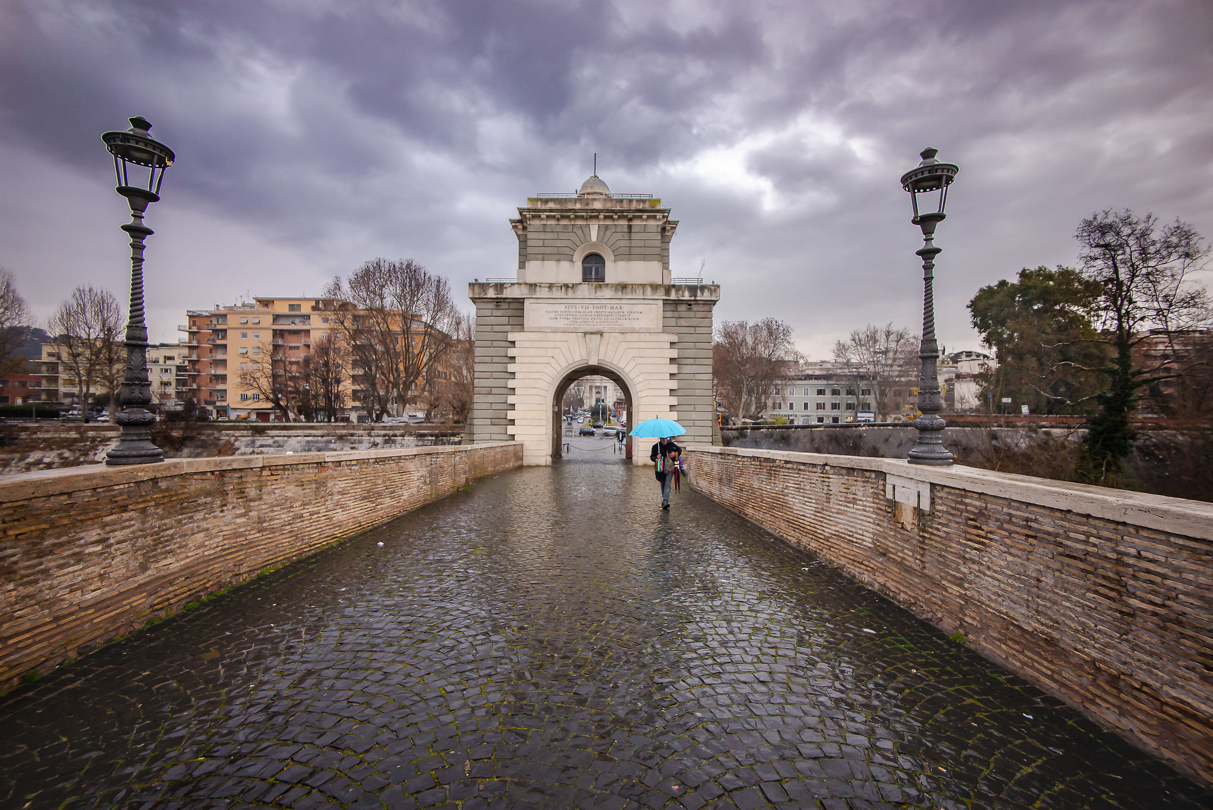 Rain at Milvio Bridge