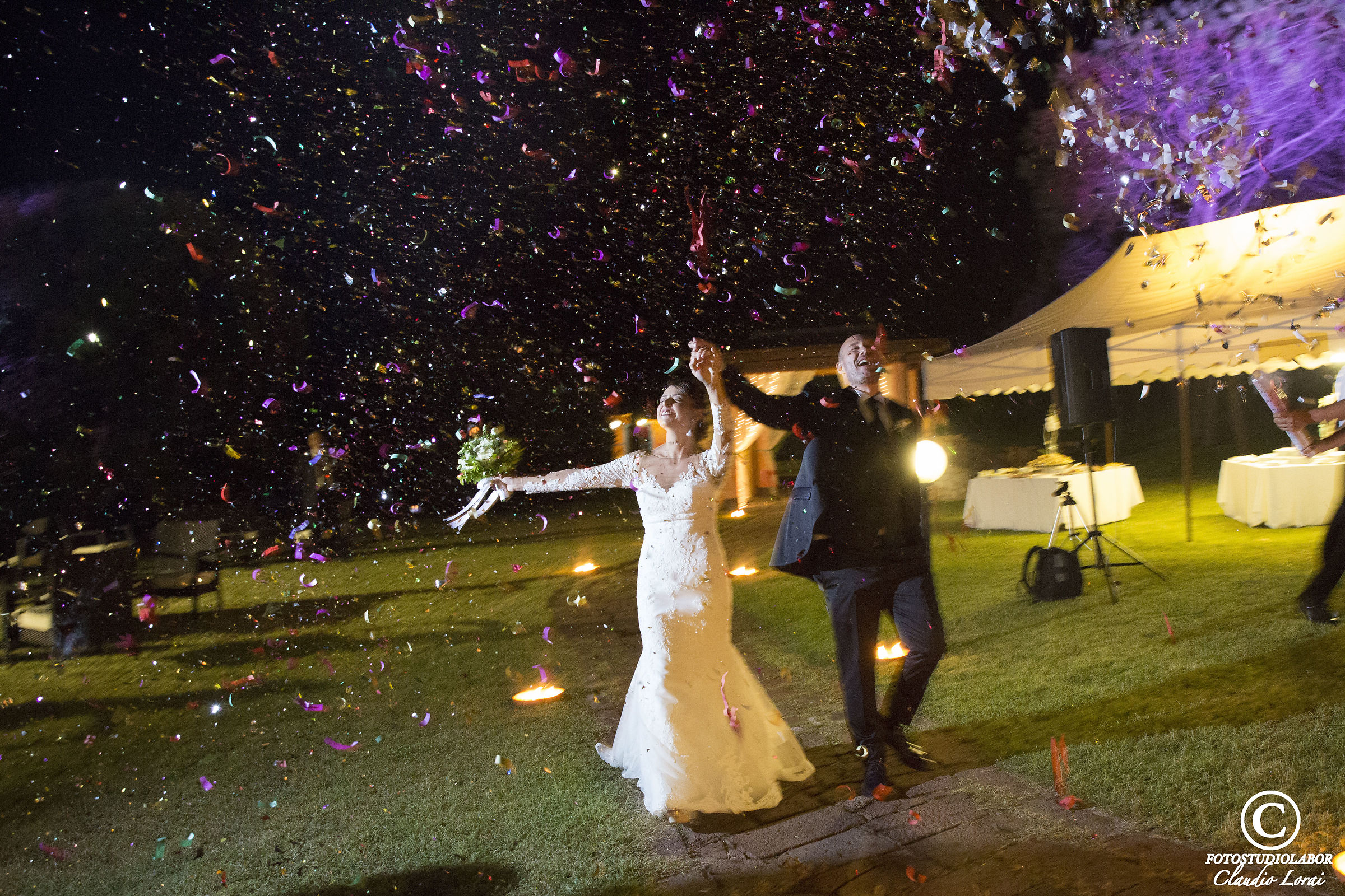 l'arrivo degli sposi