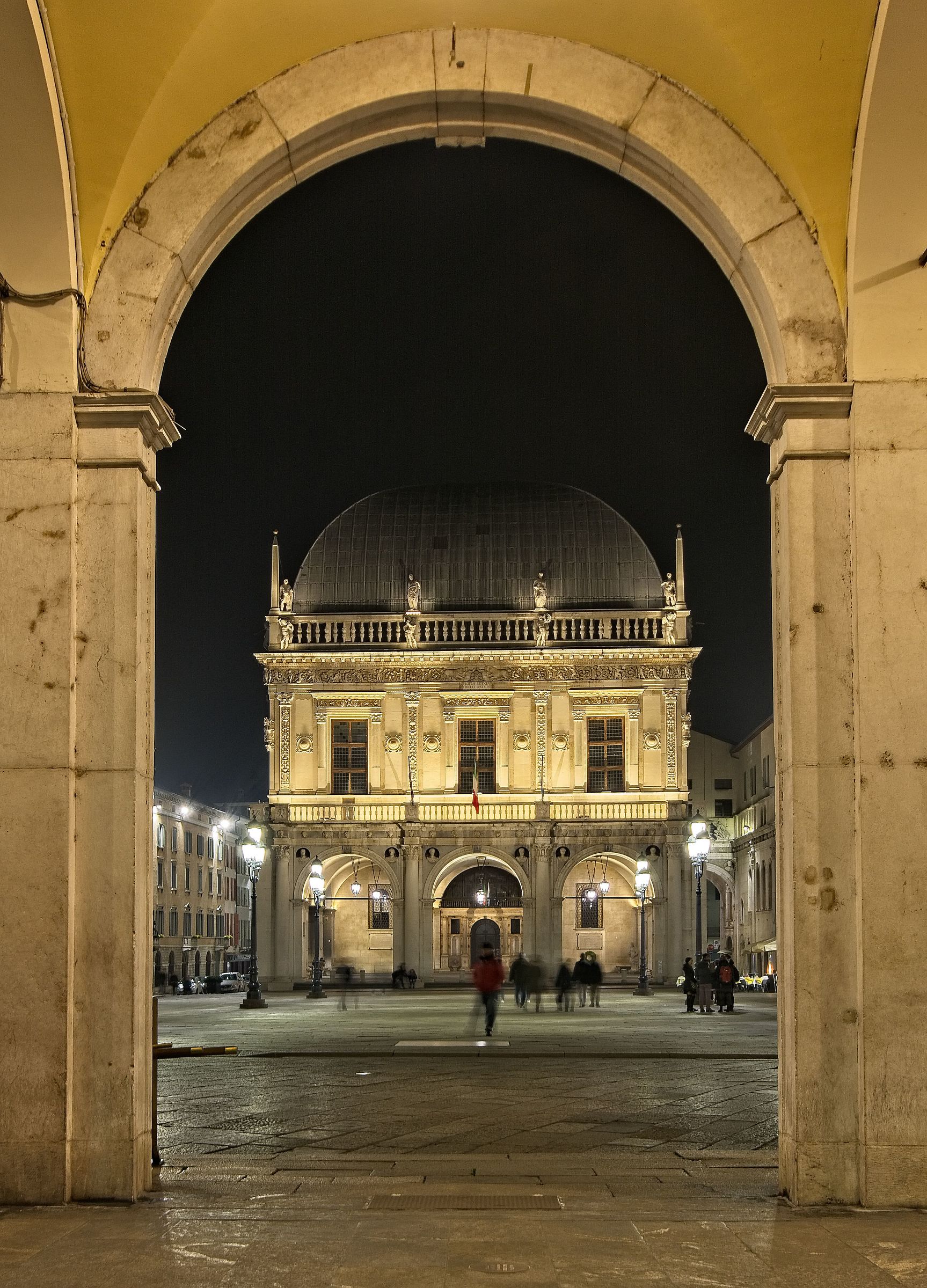 piazza della loggia