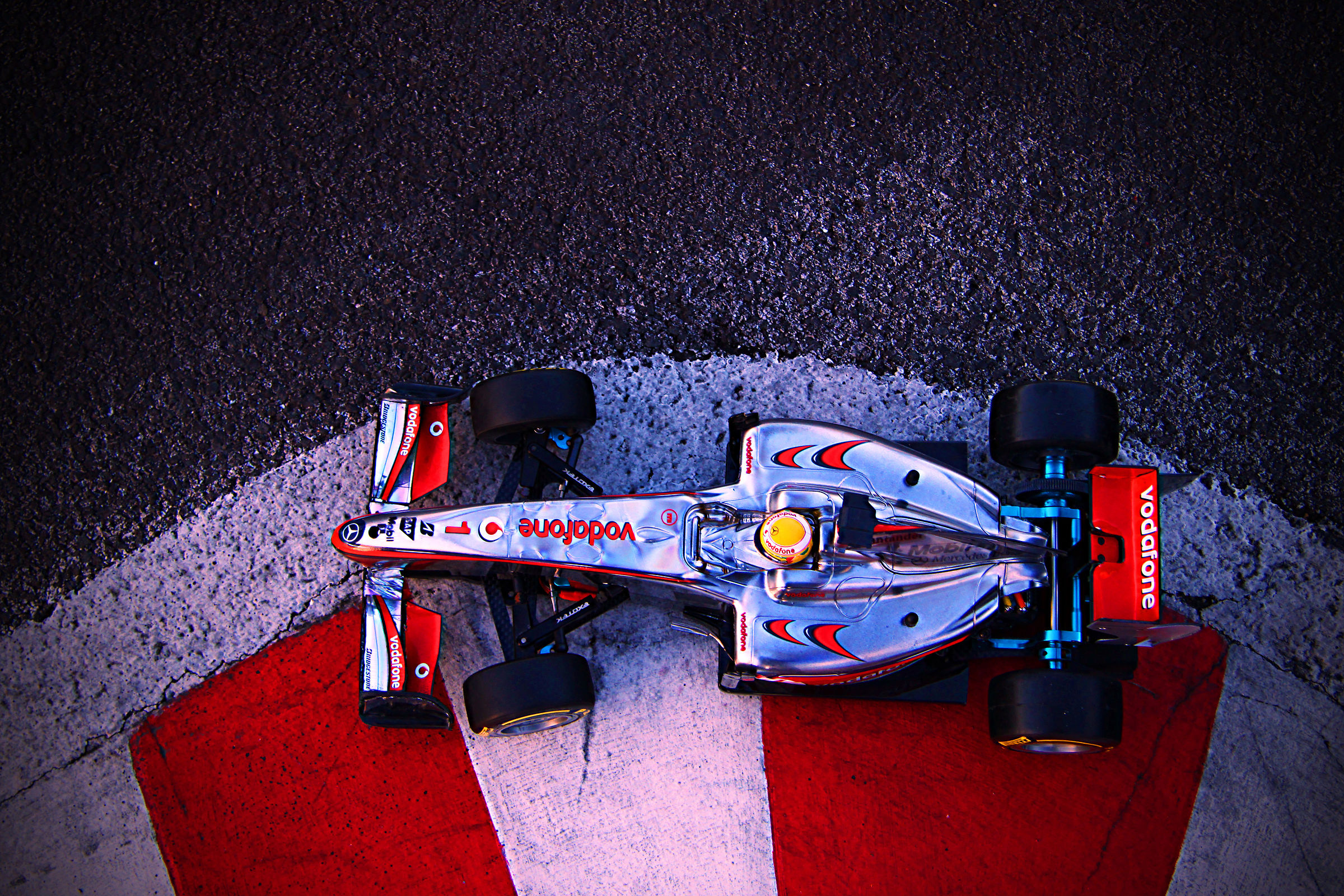 Mc Laren Mercedes-Rce 1/10