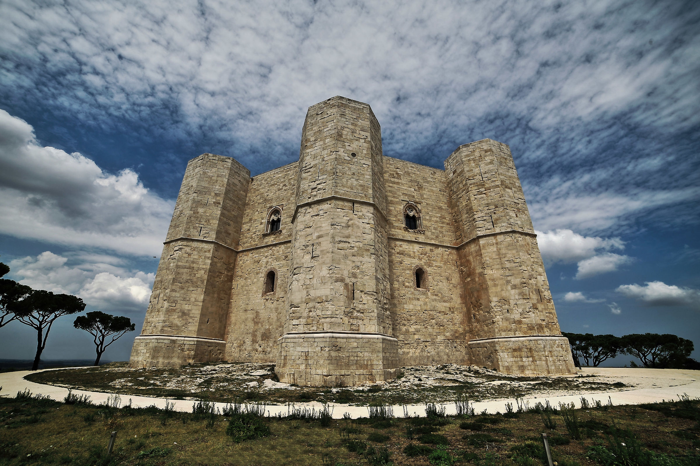 Fast and incessant passage....  Dedicated to Arrigo