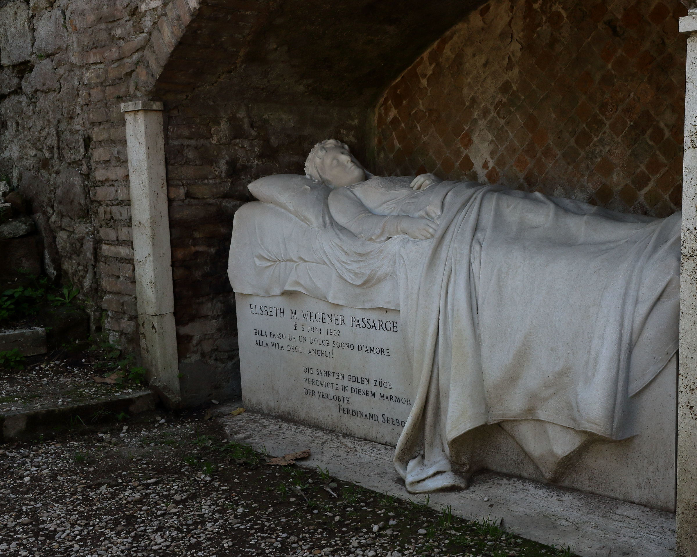 Tomba di Elisabeth Wegener-Passarge