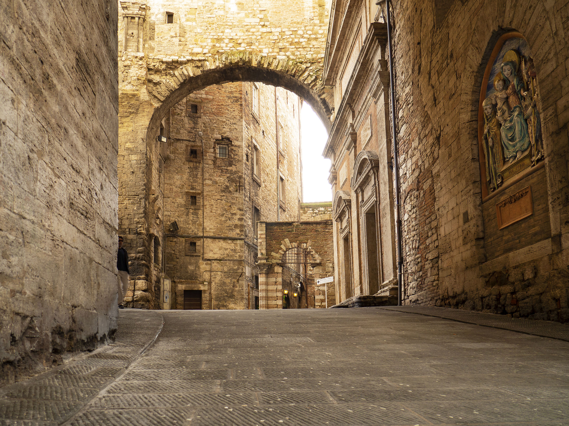 Via maestà delle volte