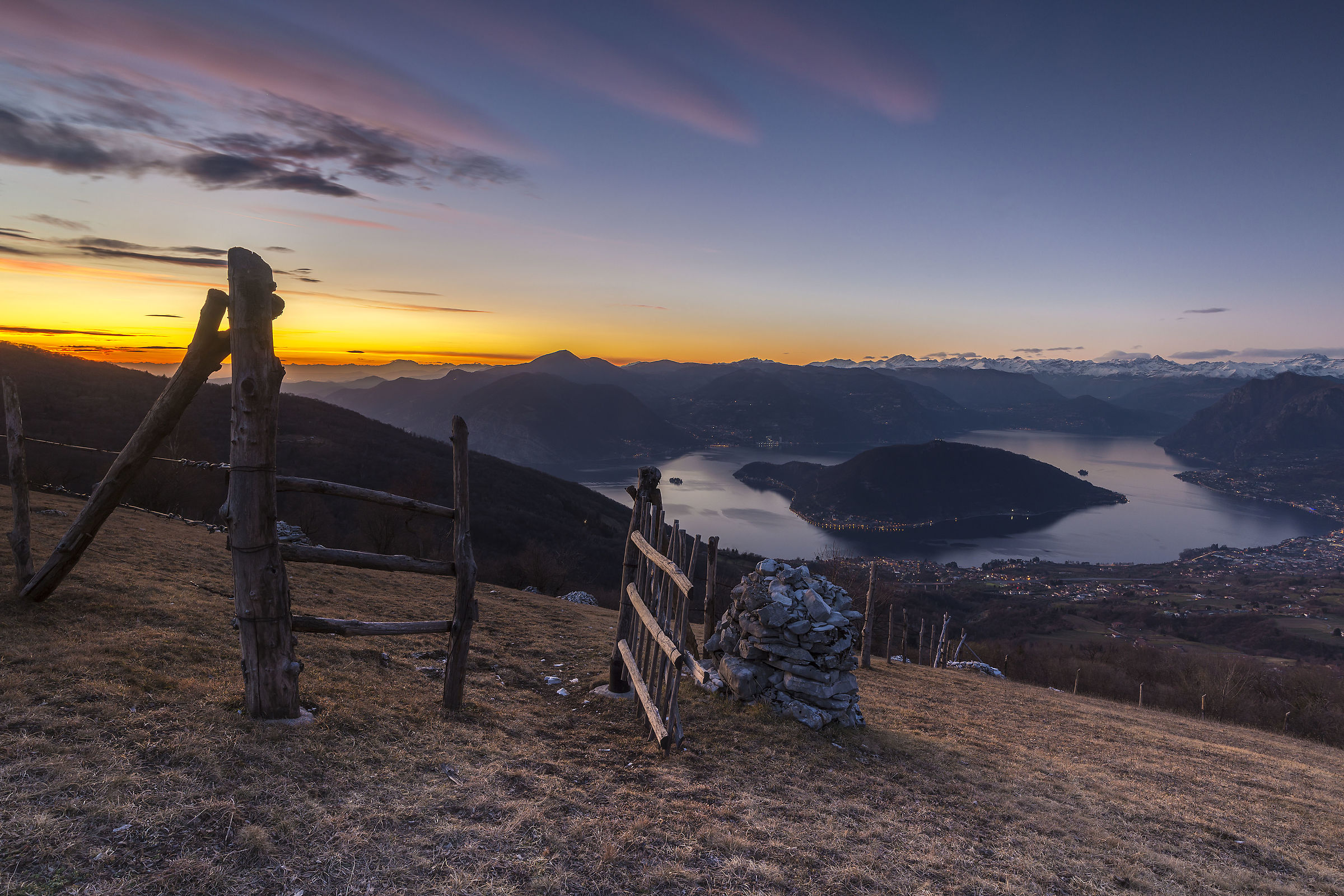 luci ed ombre sul lago d'Iseo