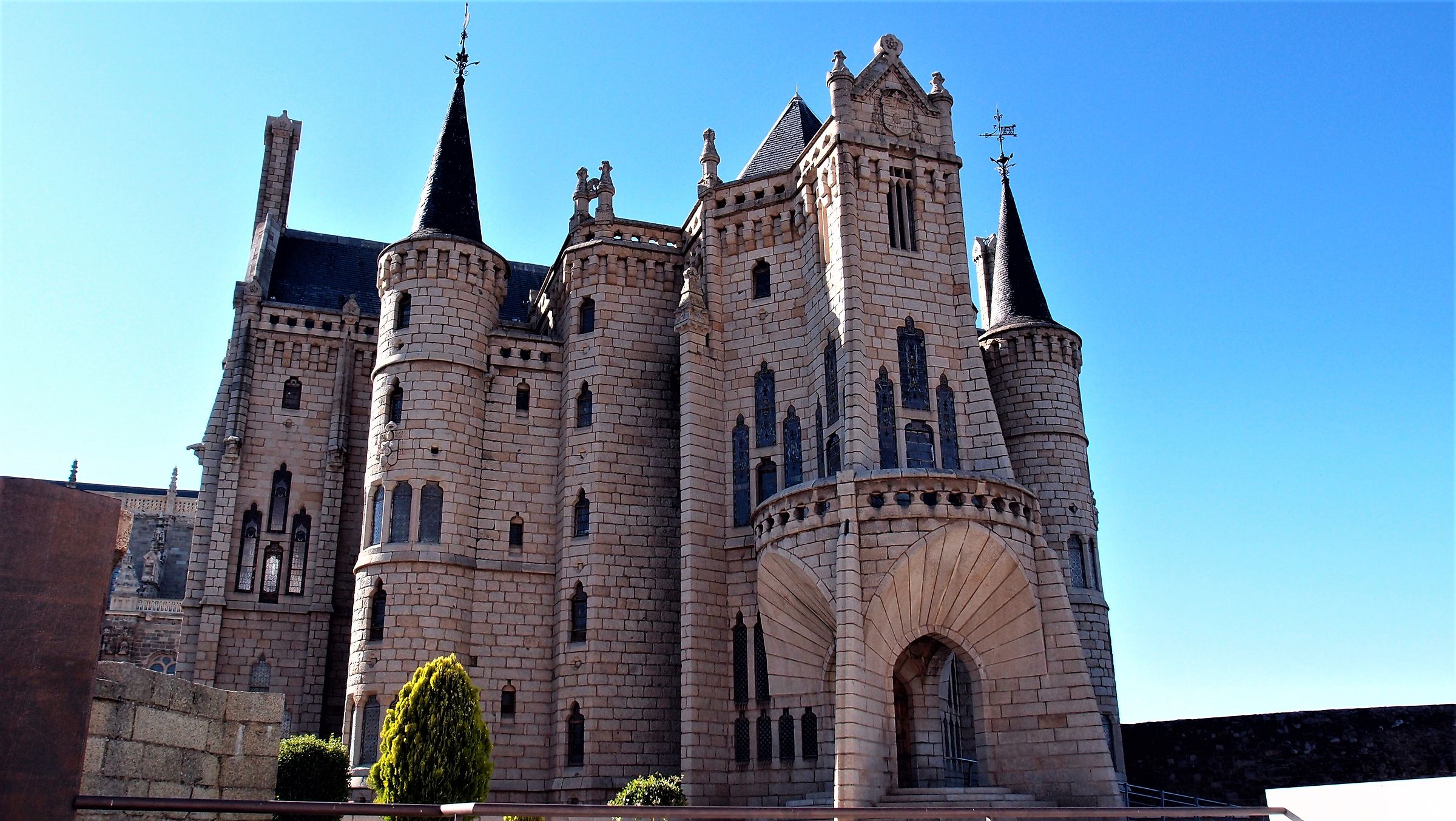 Astorga - Palazzo Episcopale (Gaudi)