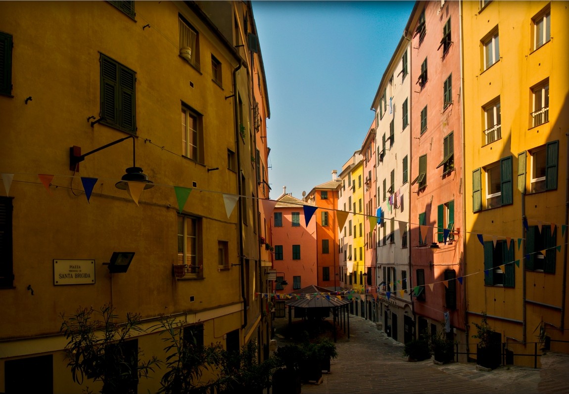 The Carruggi of the old Town