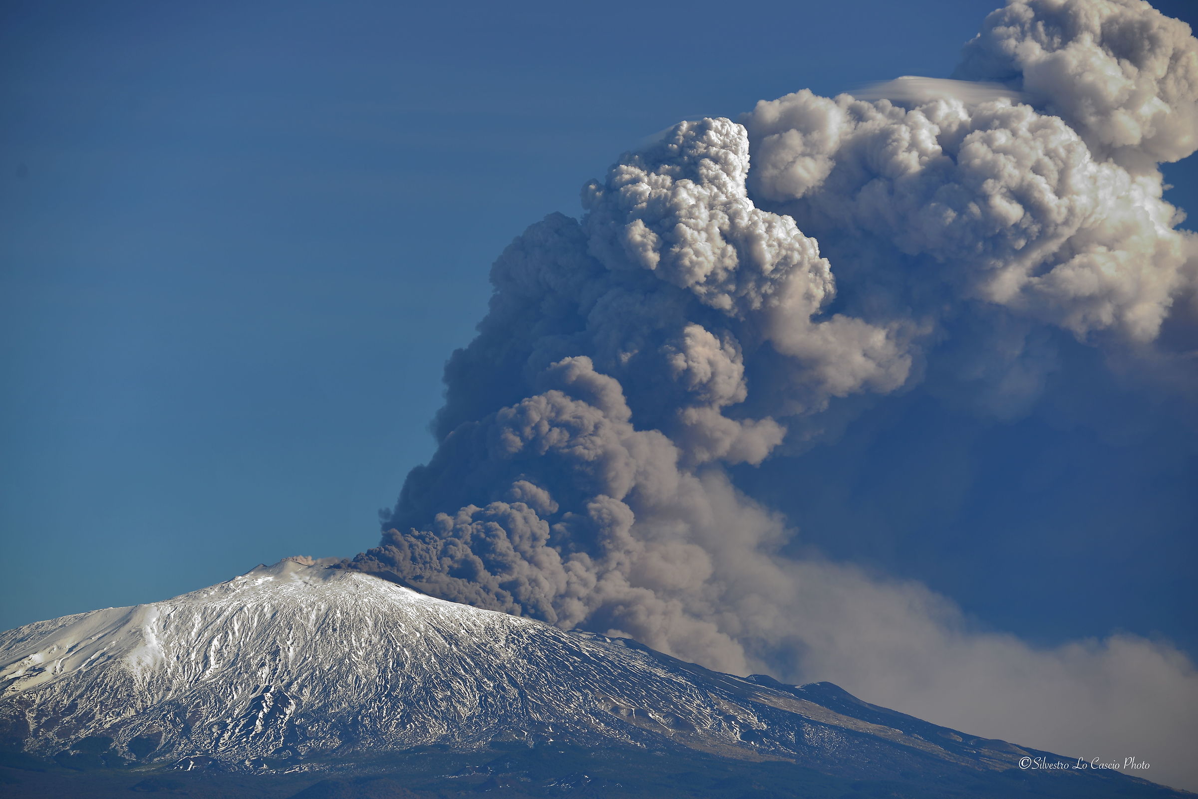 Eruption 24 December 2018