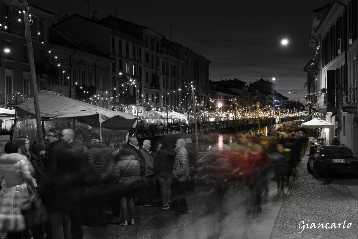 Ghosts on the Navigli