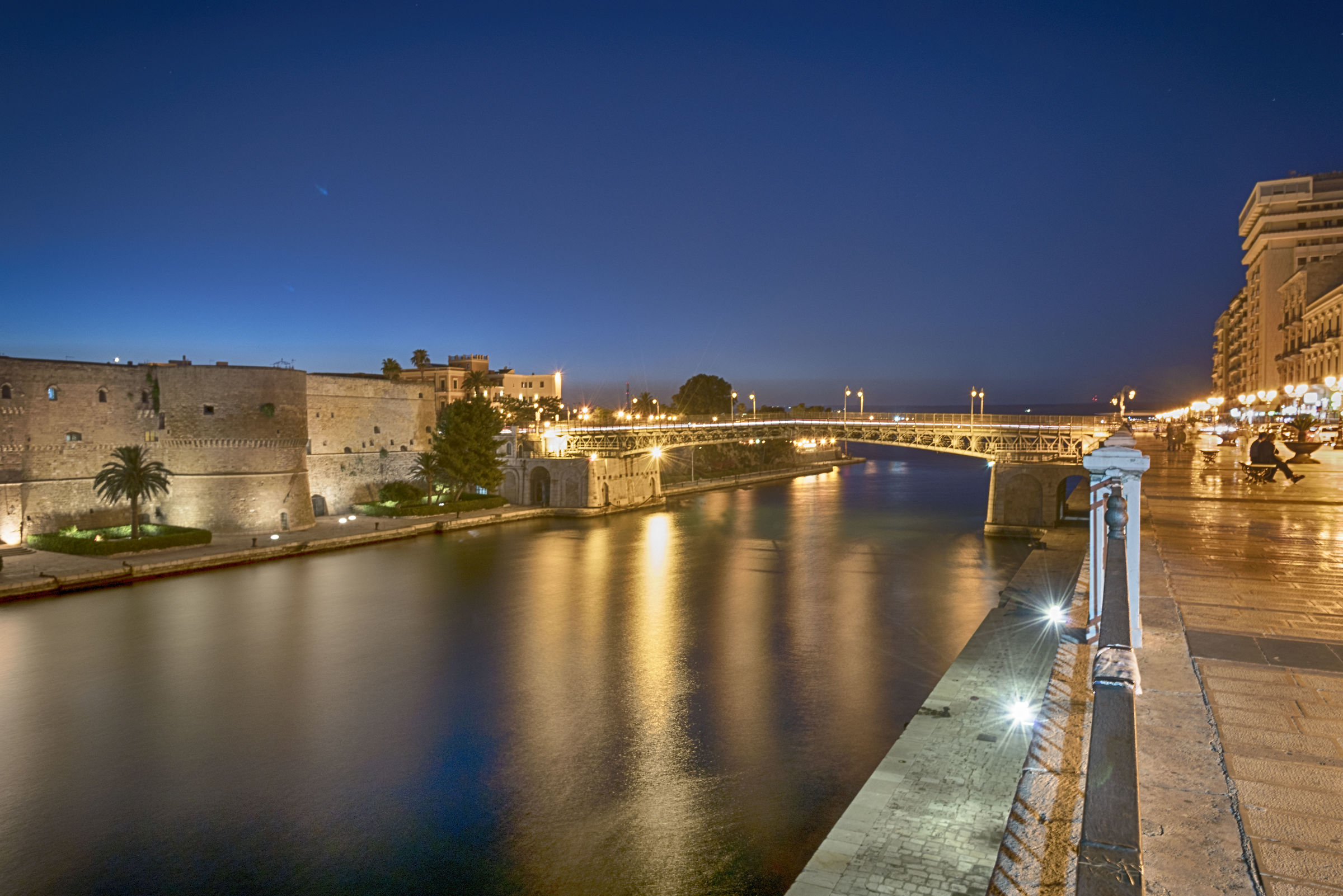 Taranto... The navigable channel