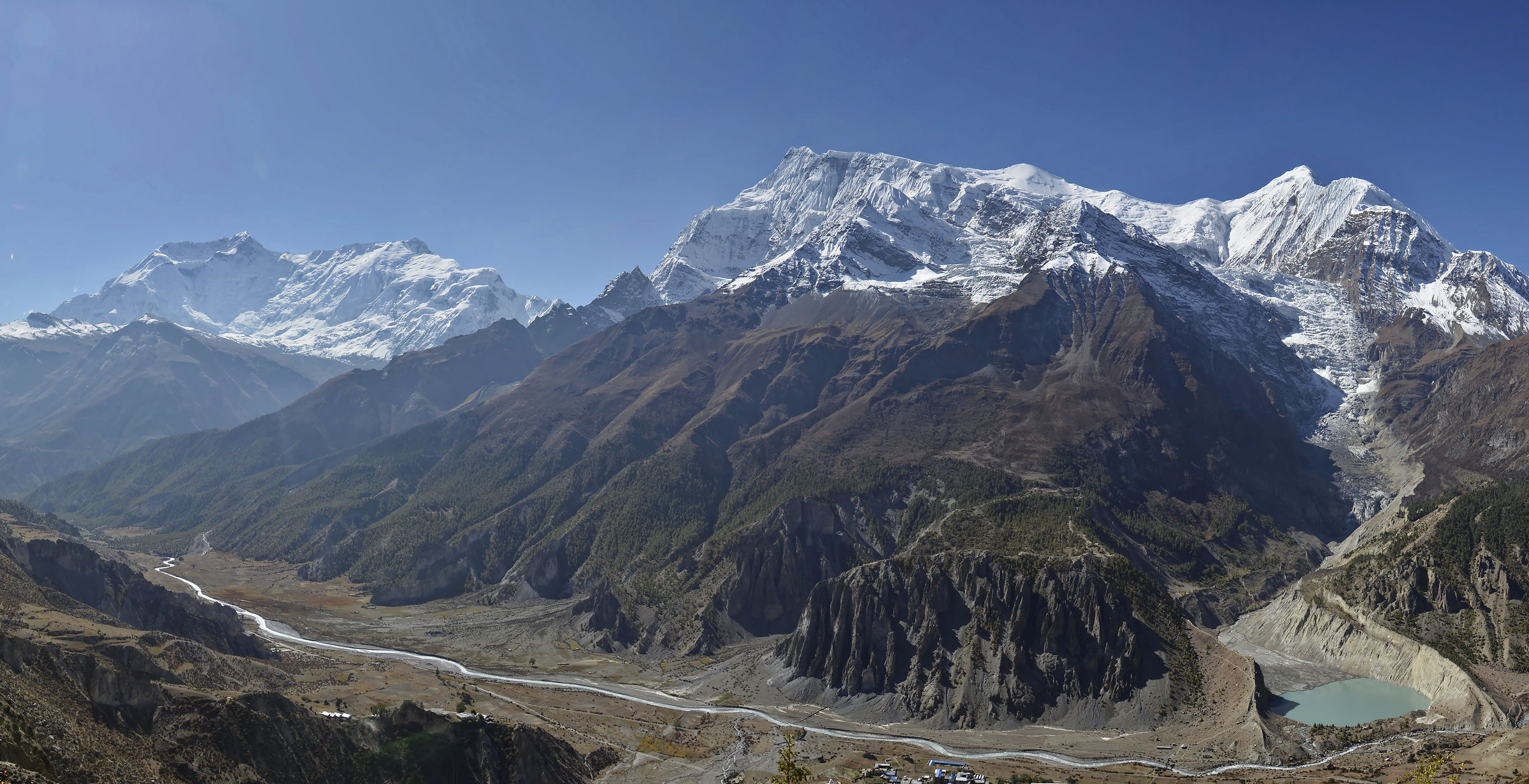 Nepal, panorama sull'Annapurna 3 da Manang