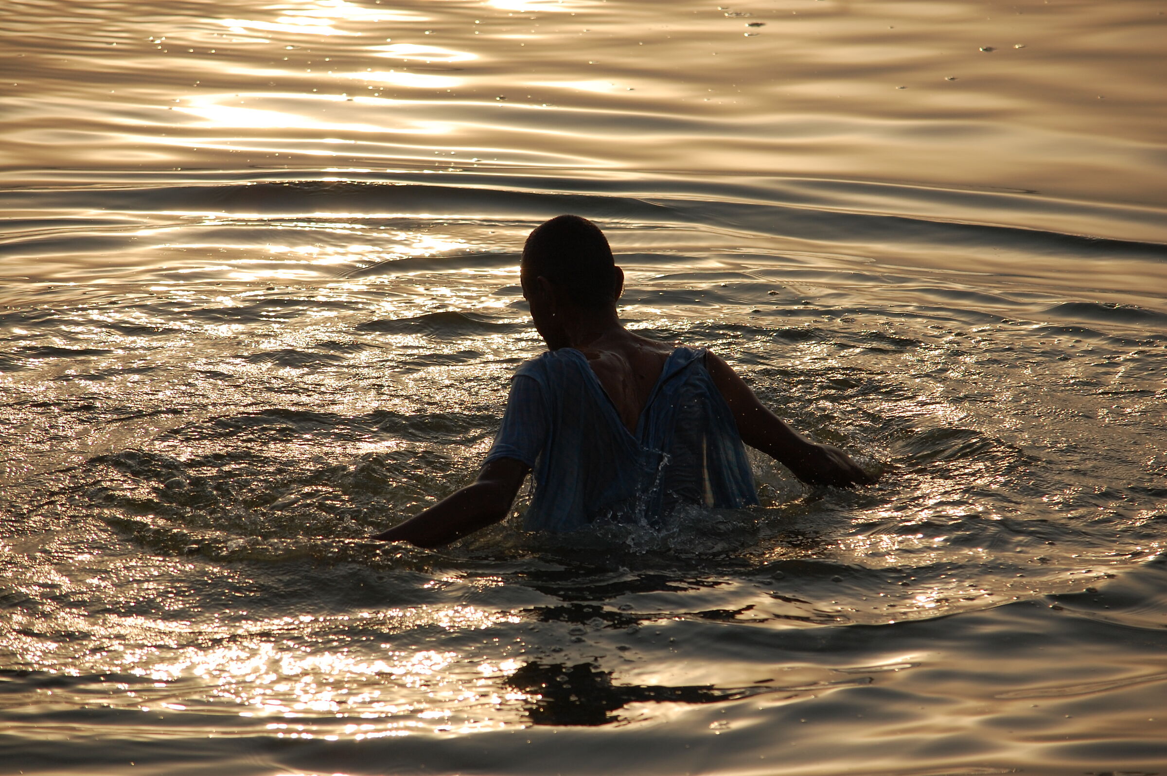 Nel Gange, al tramonto