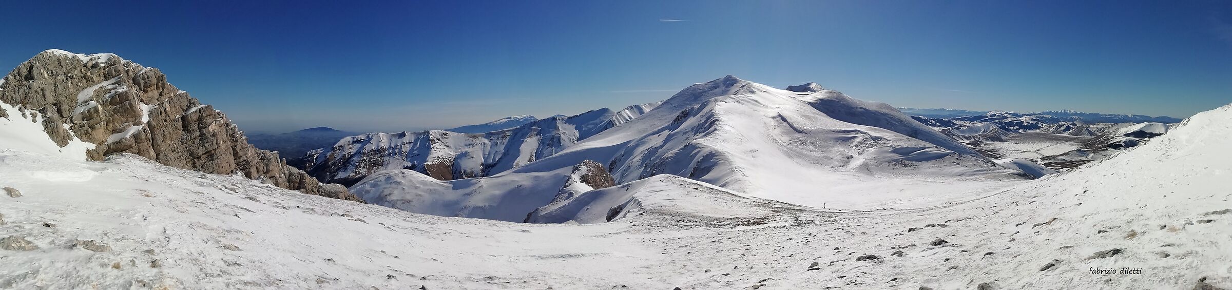 Argantella, Palazzo Borghese, Piana di Castelluccio