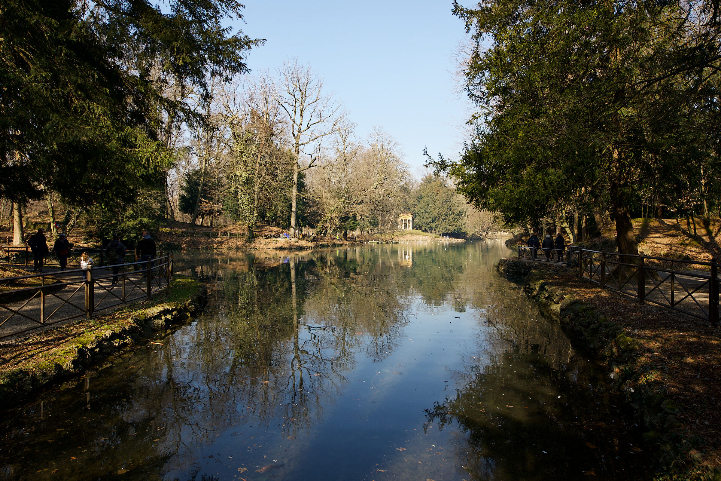 The pond of the Royal Gardens, Monza