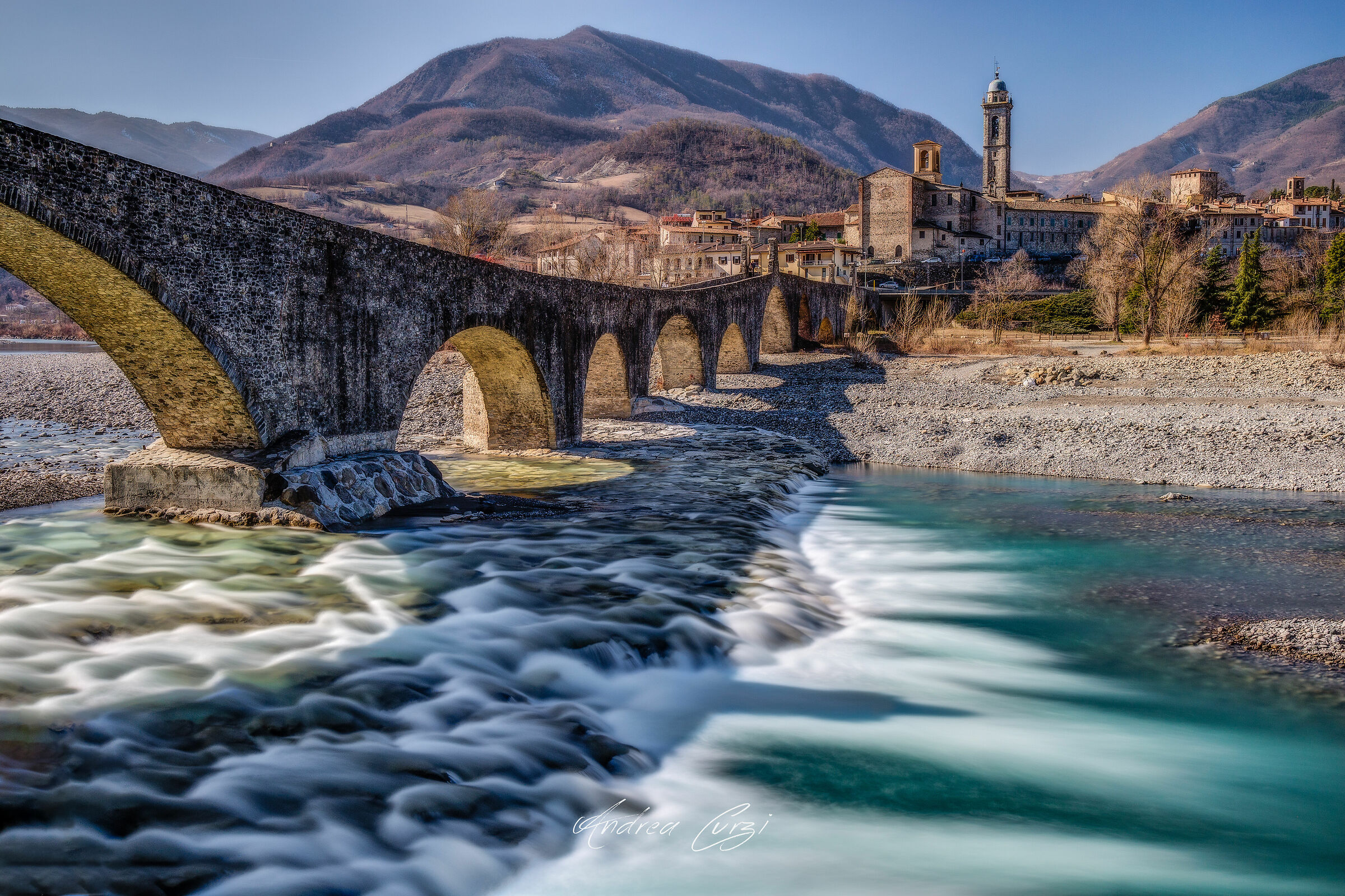 Ponte di Bobbio at noon