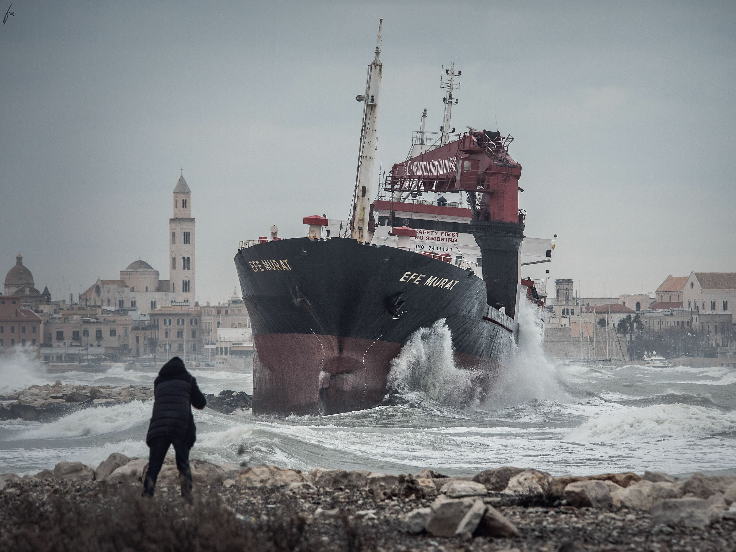 Stranding of mercantile Efe Murat-Bari-23/02/19