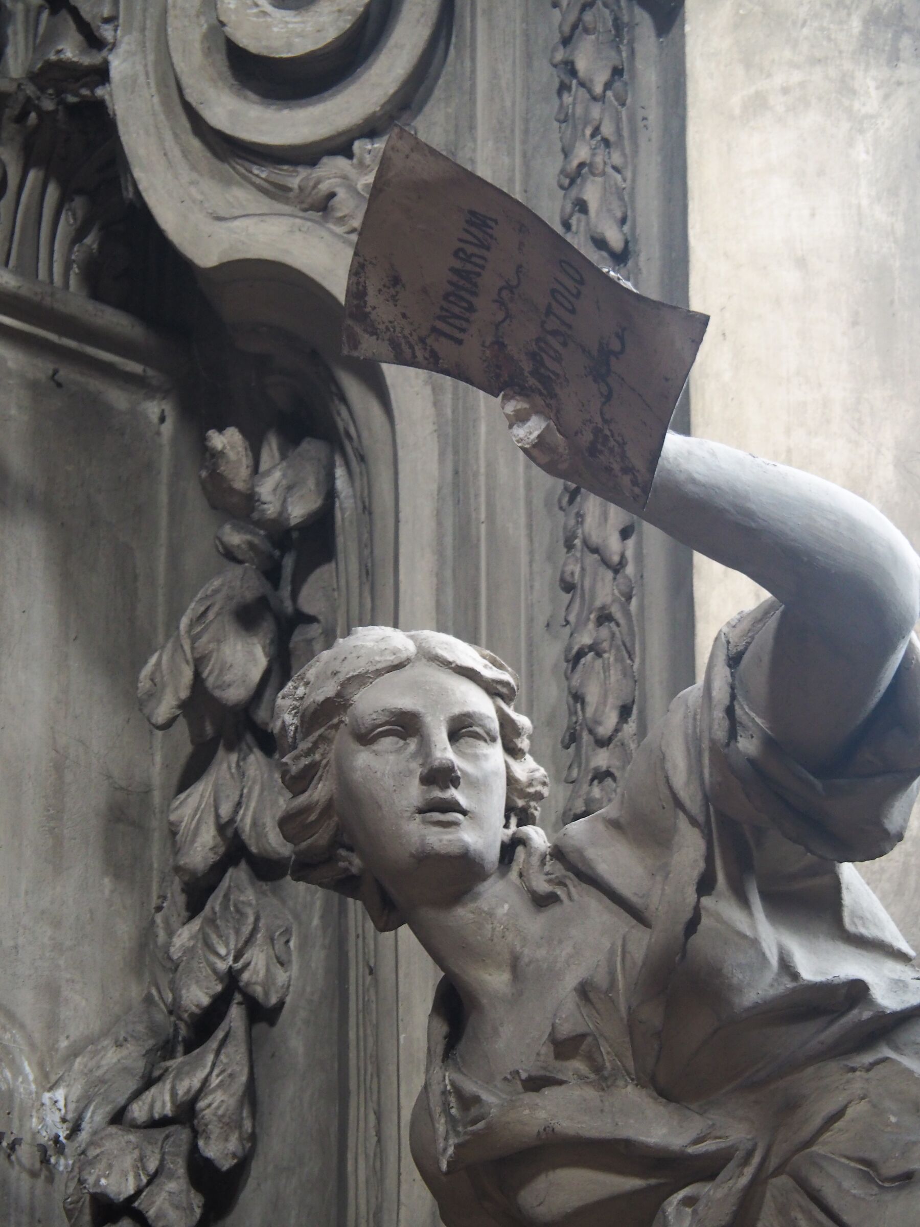 Interno chiesa di San Bartolomeo