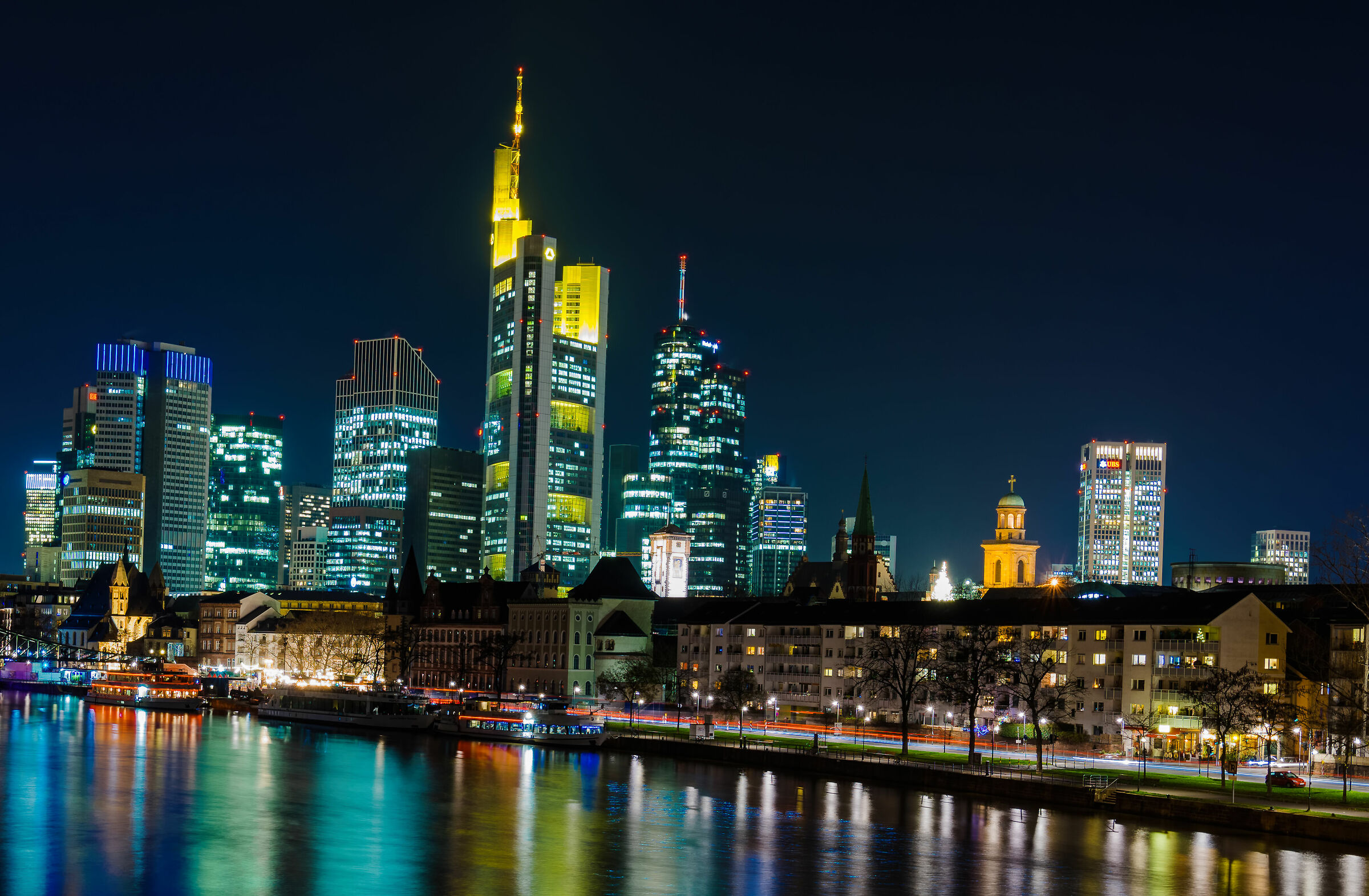 Francoforte nell'ora blu