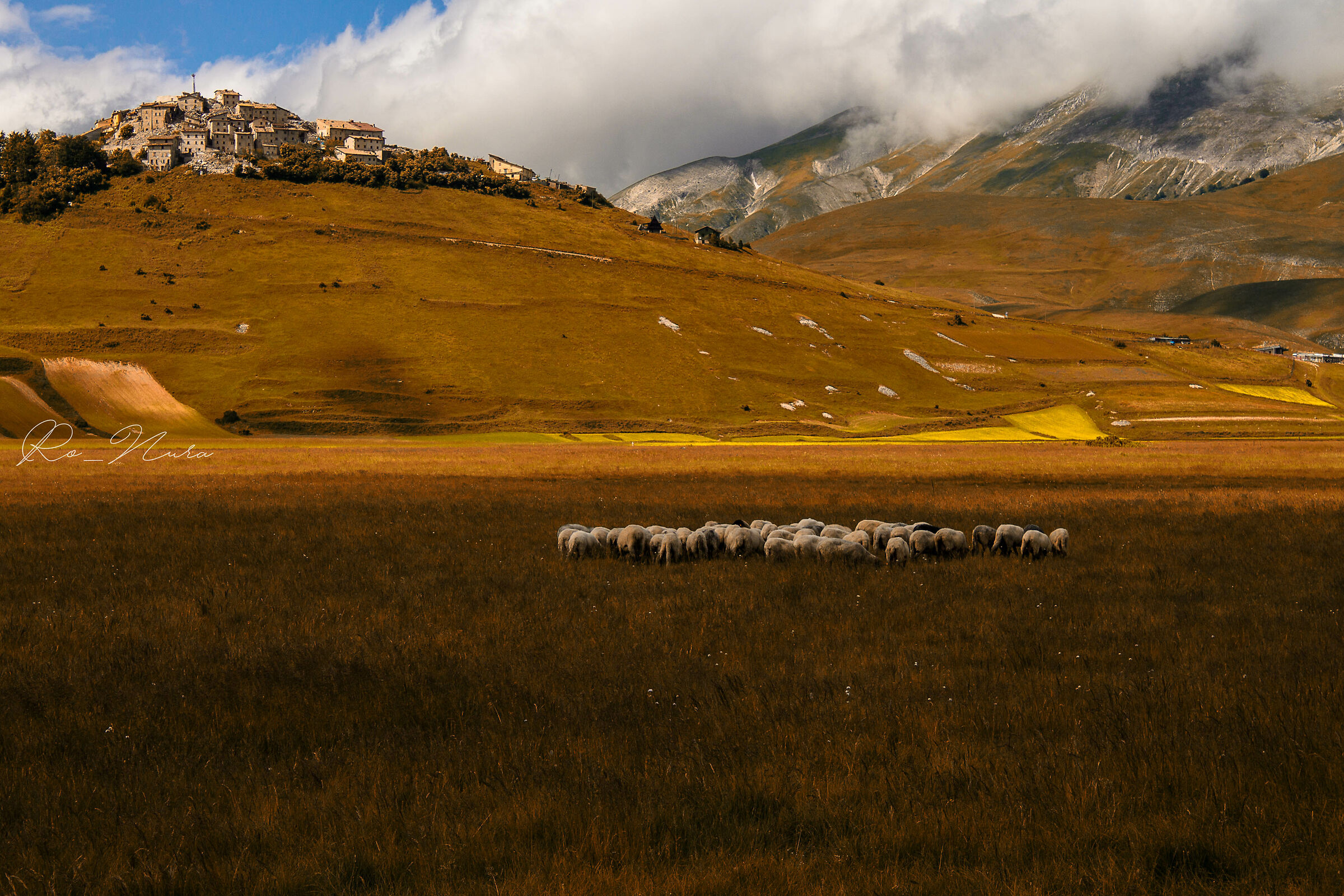 angoli di tranquillità, Castelluccio