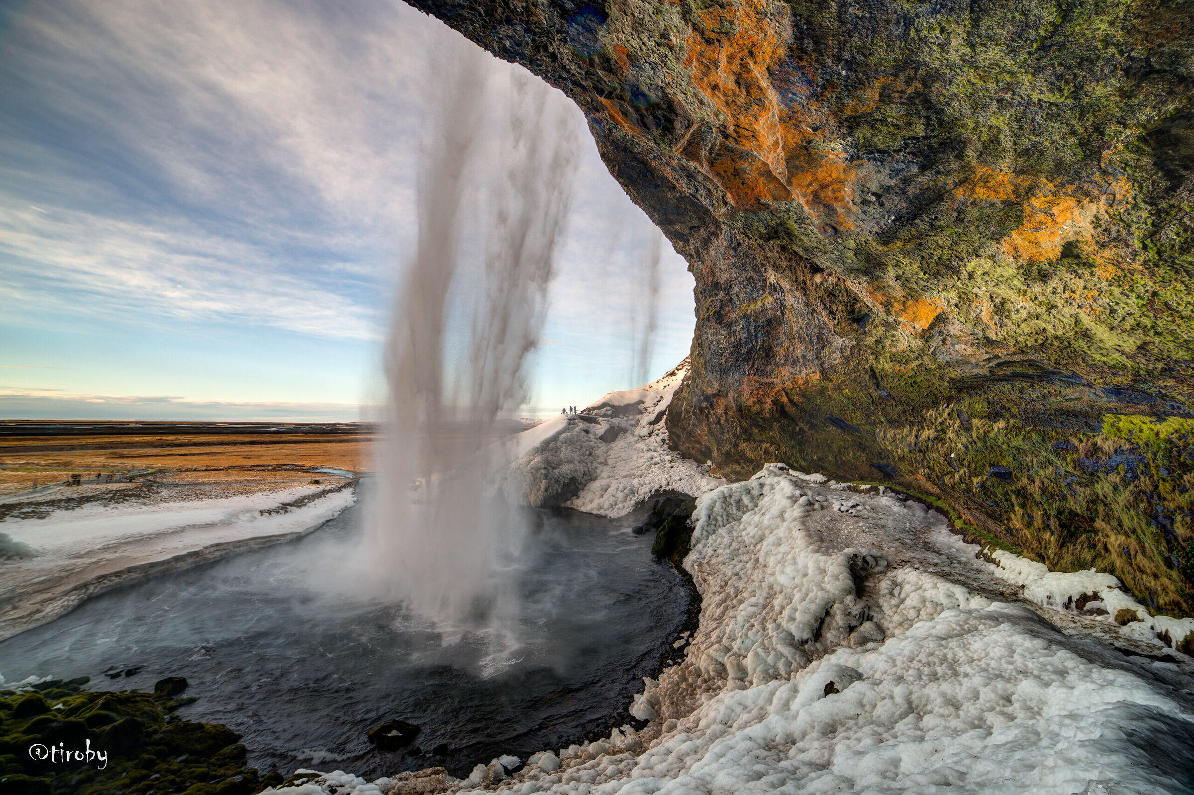 Seljalandsfoss waterfall