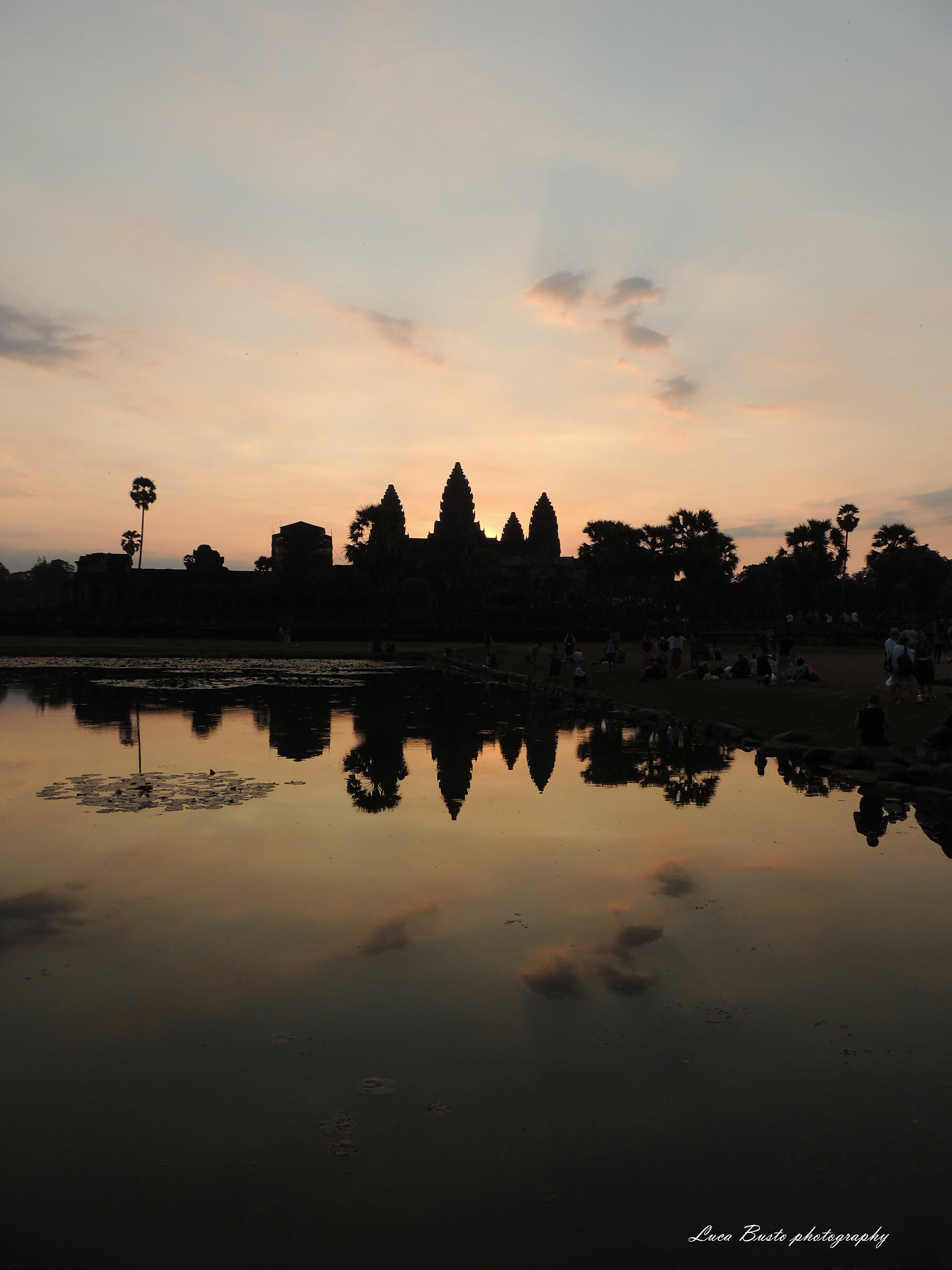 Angkor Wat alba