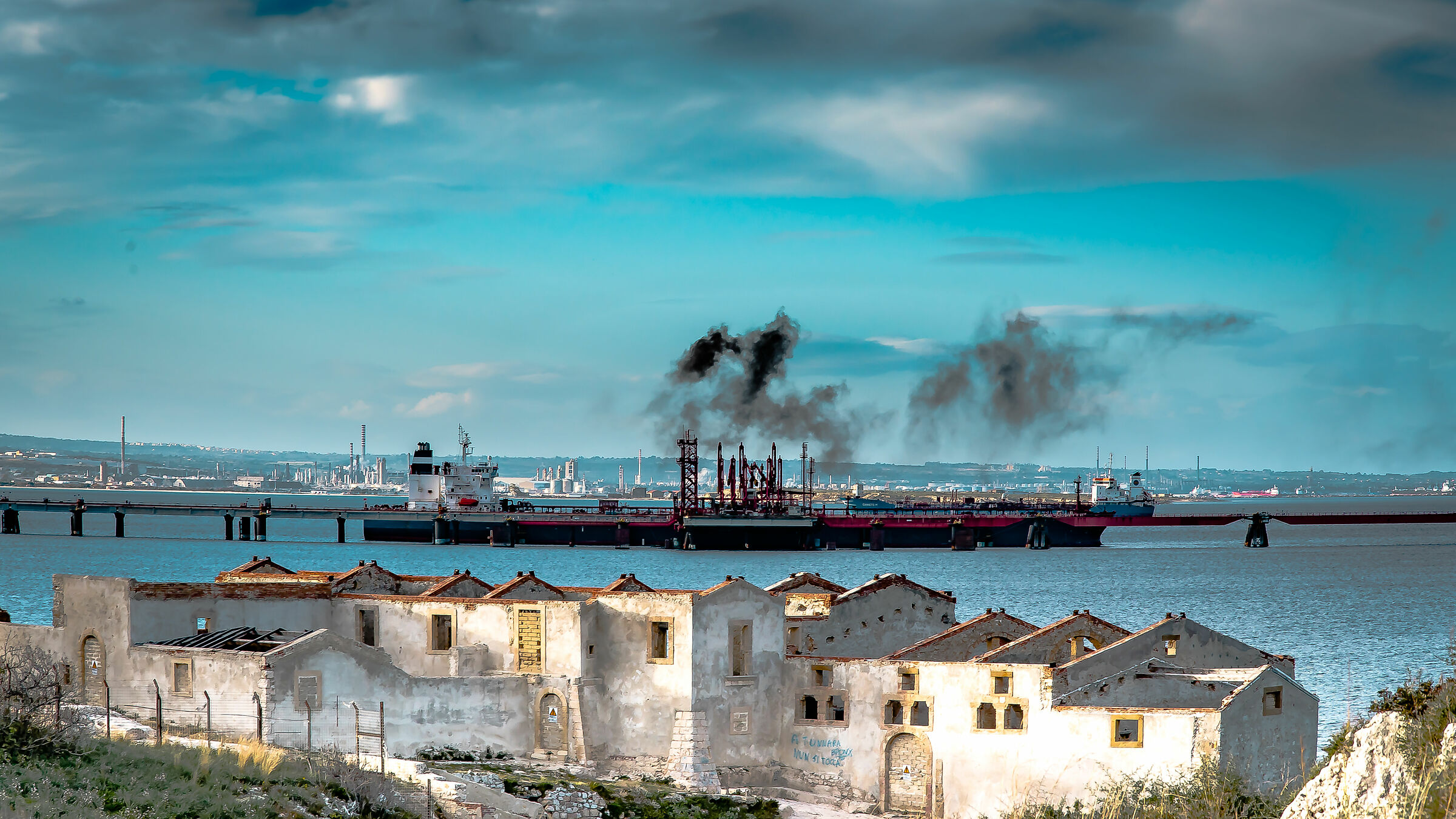 Tonnara Santa Panagia and Petrochemistry of Priolo (SR)