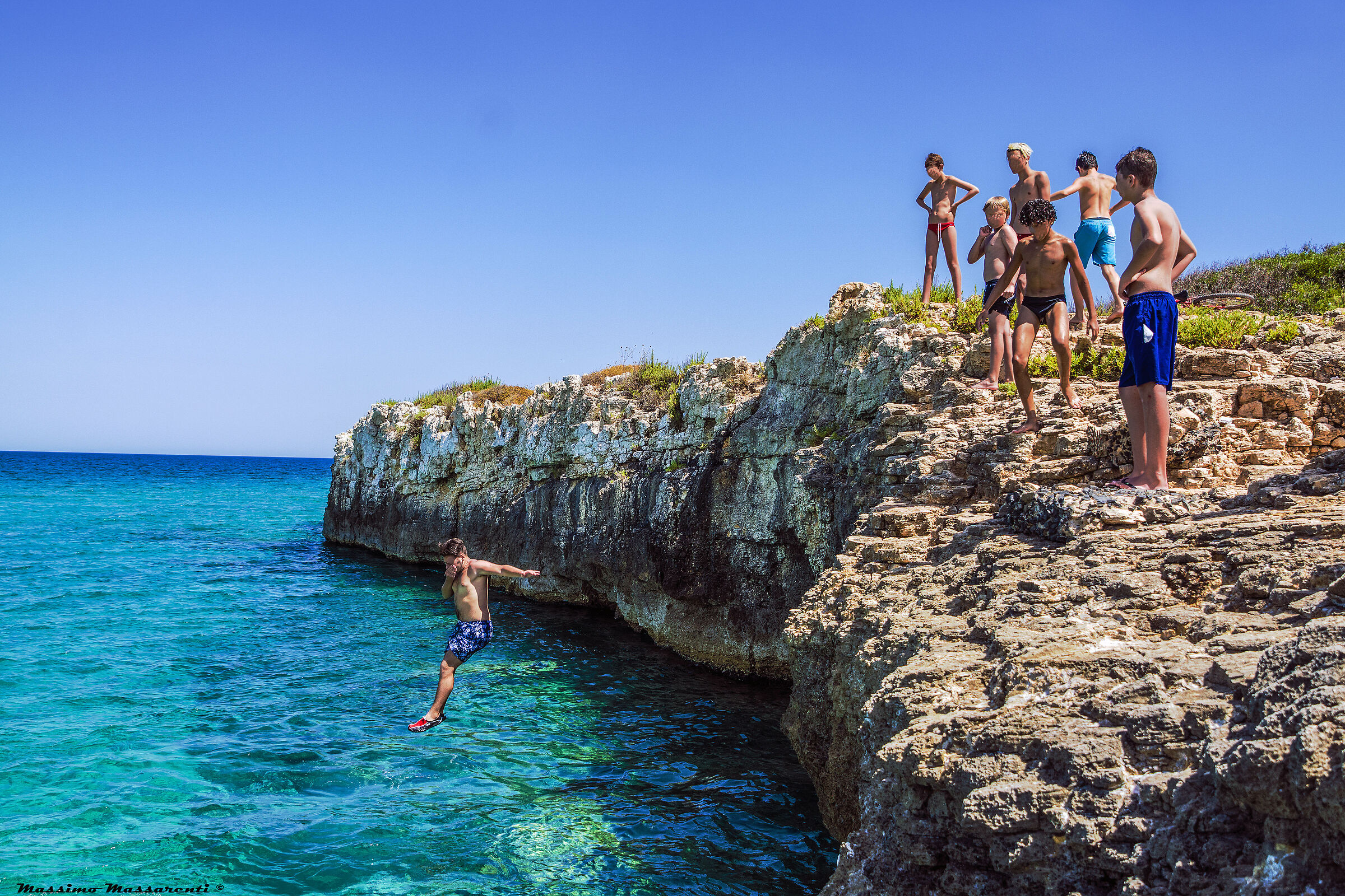 The dives from the rocks of Arenella