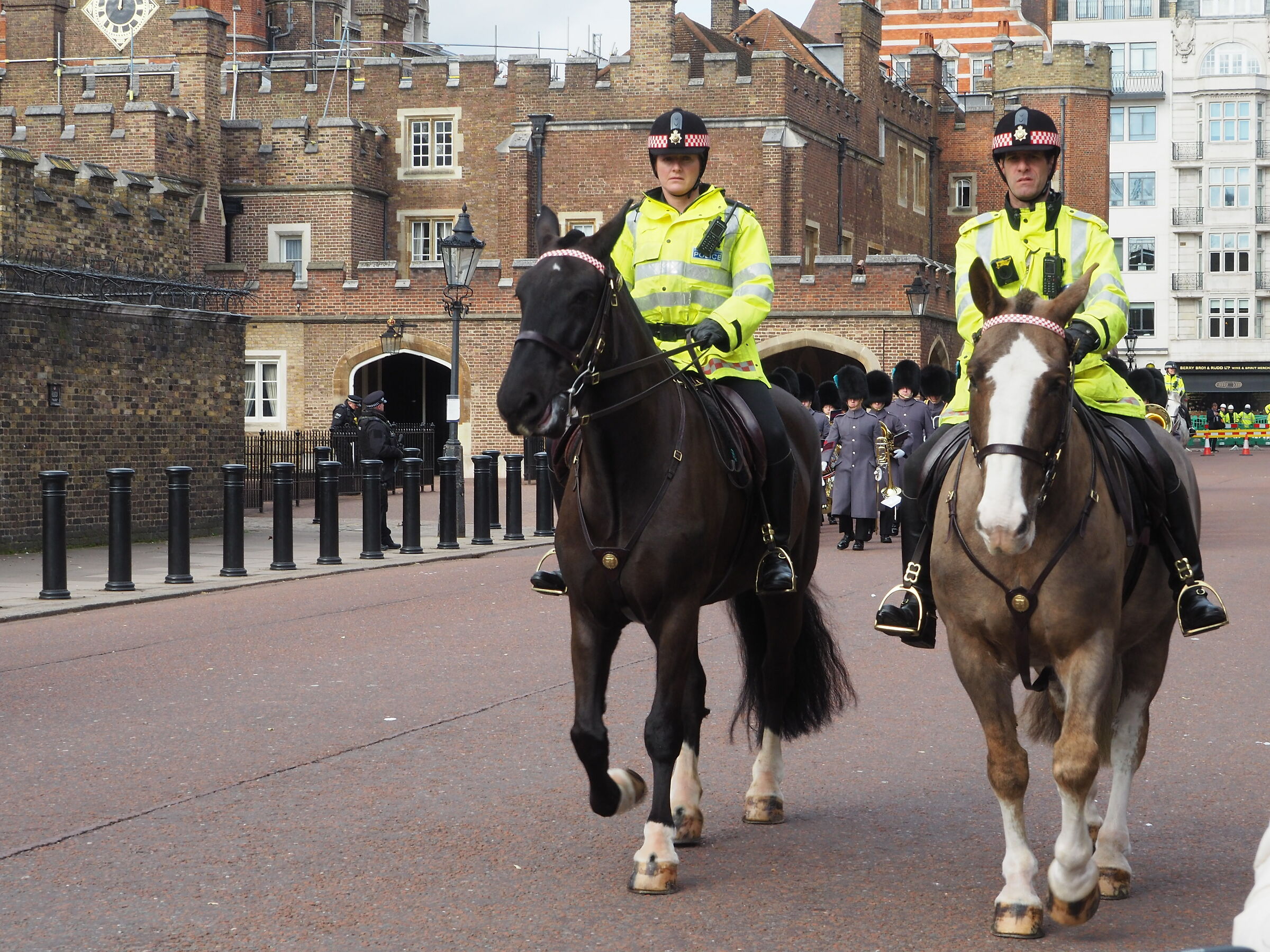 Change of guard Buckingam Palace