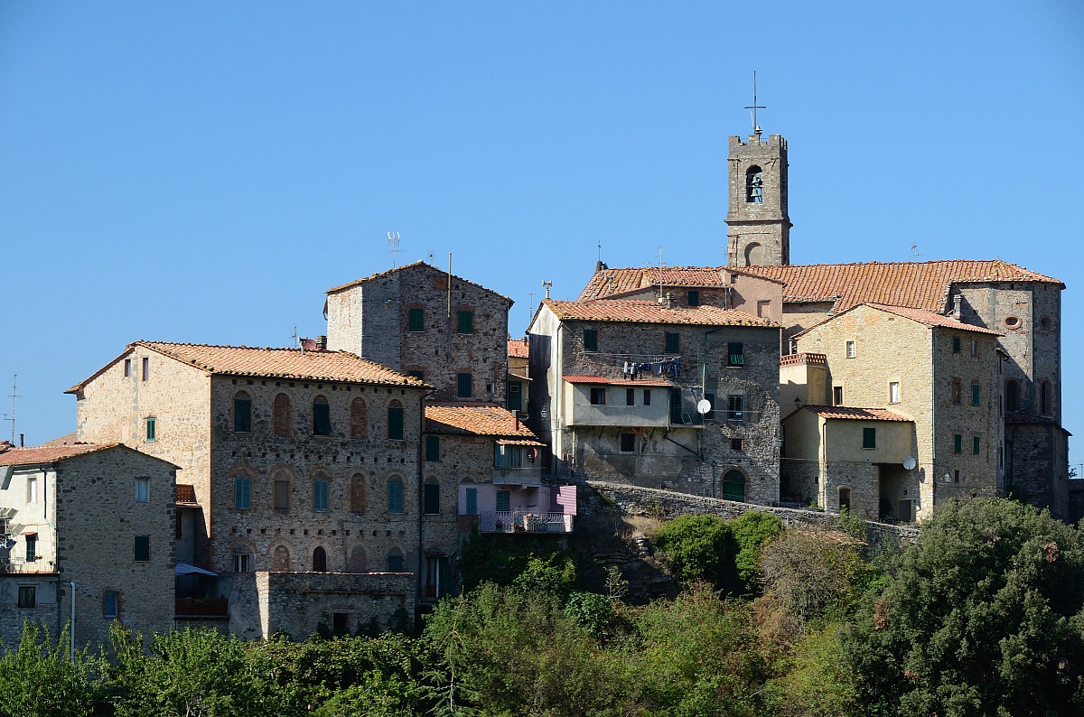 Sasso Pisano frazione di Castelnuovo di val di Cecina