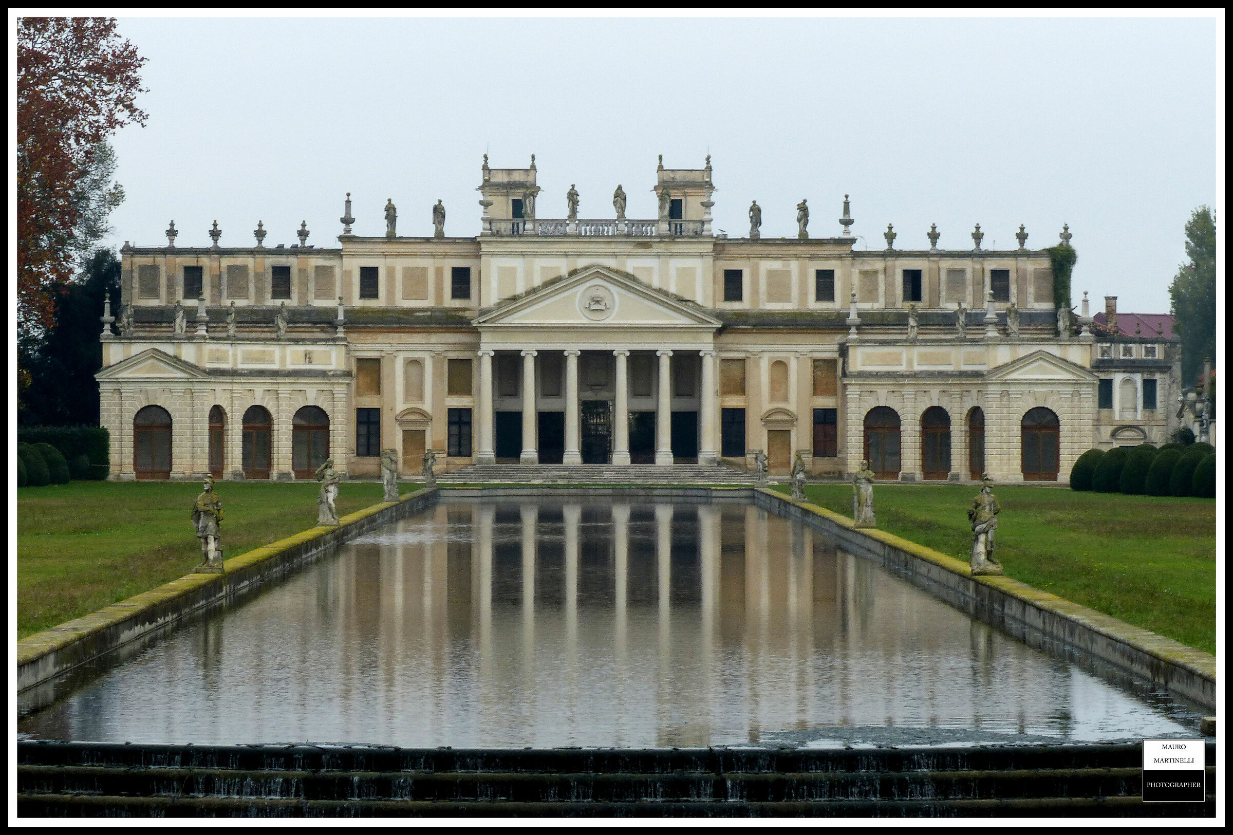 Villa Pisani ( Italy )