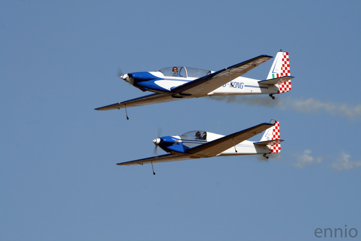 Some people prefer the sun and the shadow who