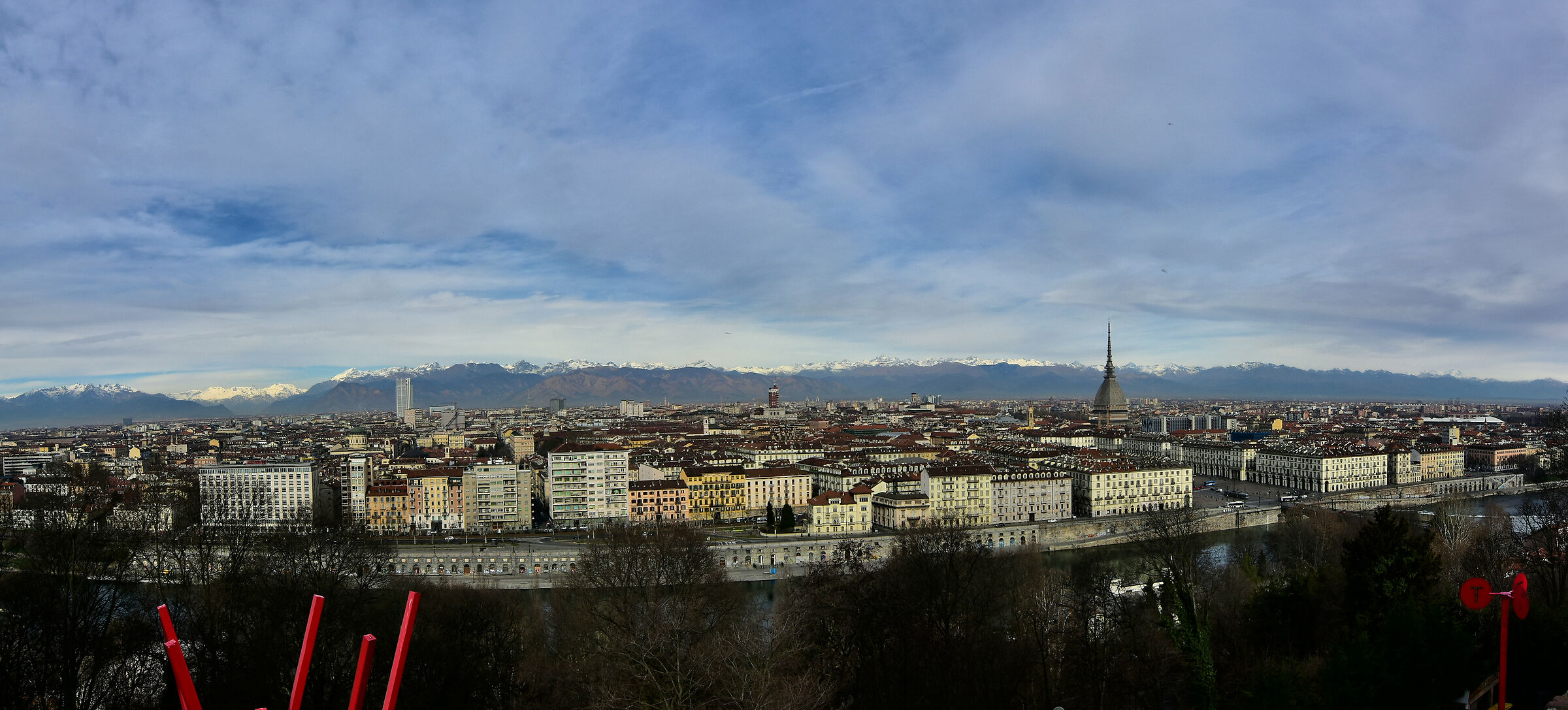 grandangolo sulla città grande