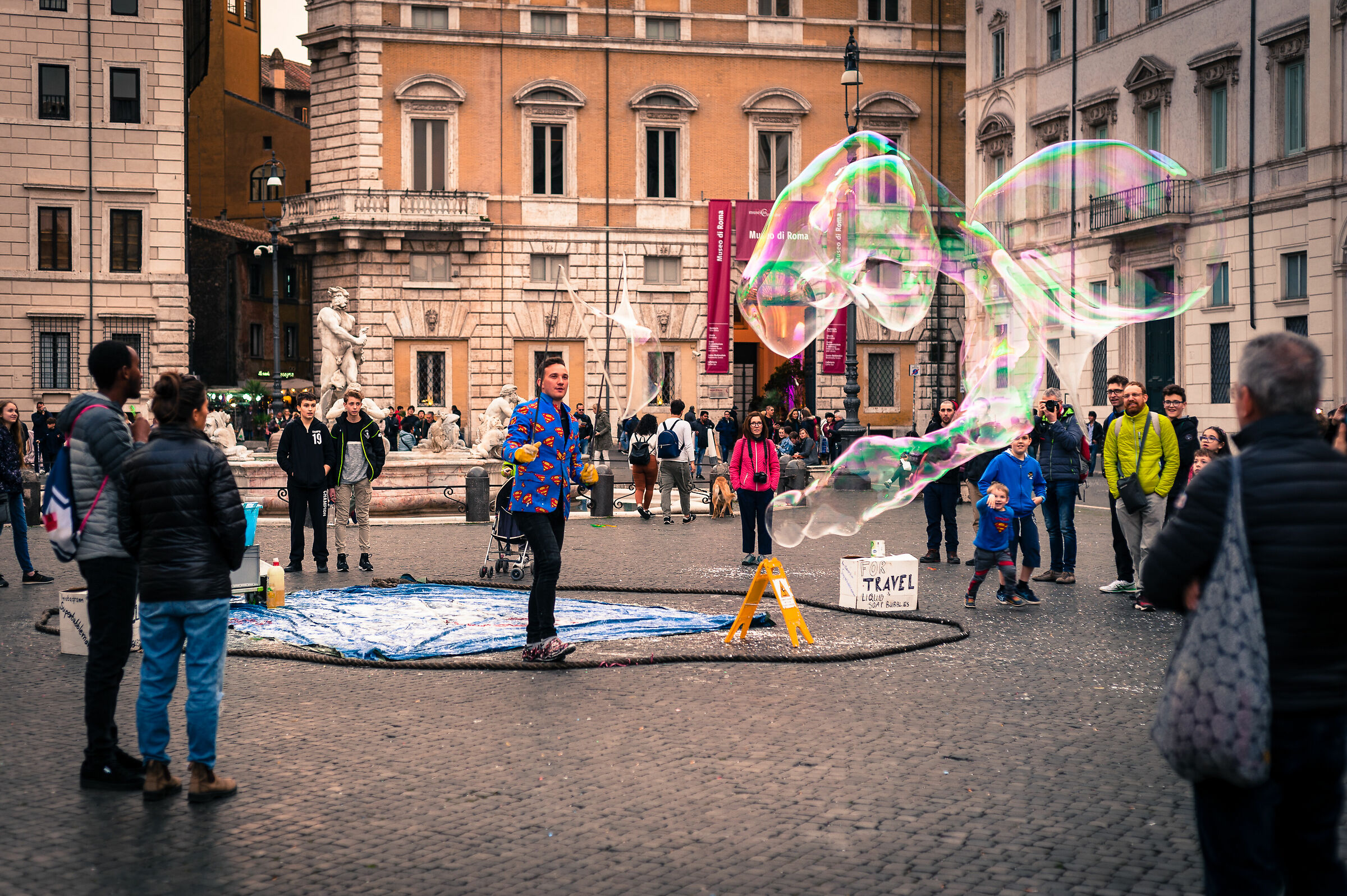 Bubbles in Piazza Navona...