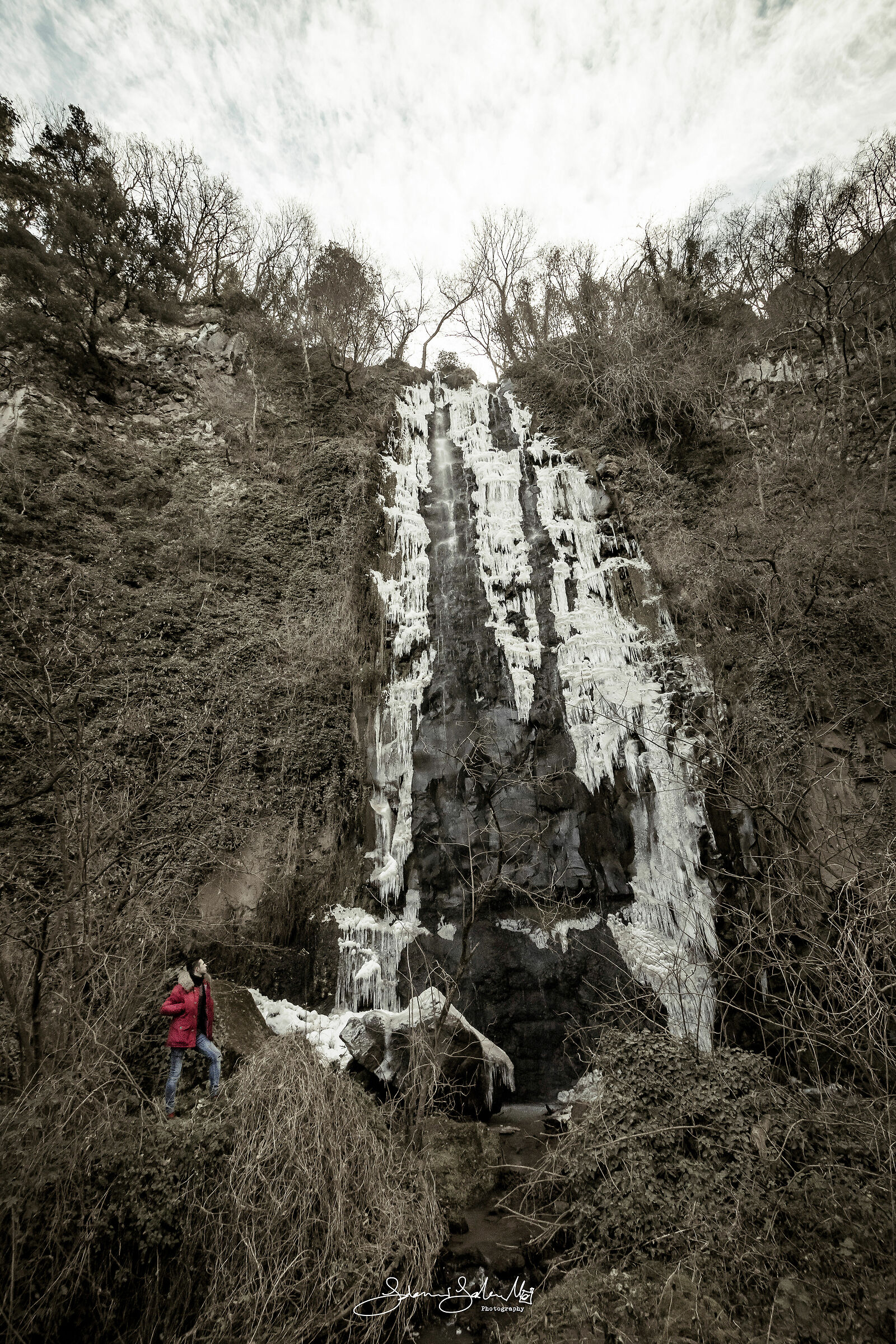 Looking at the Old Icefall