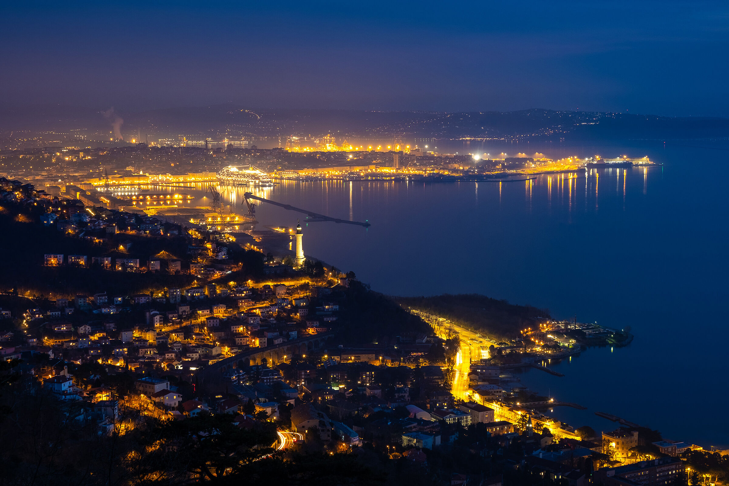Trieste at Night_1